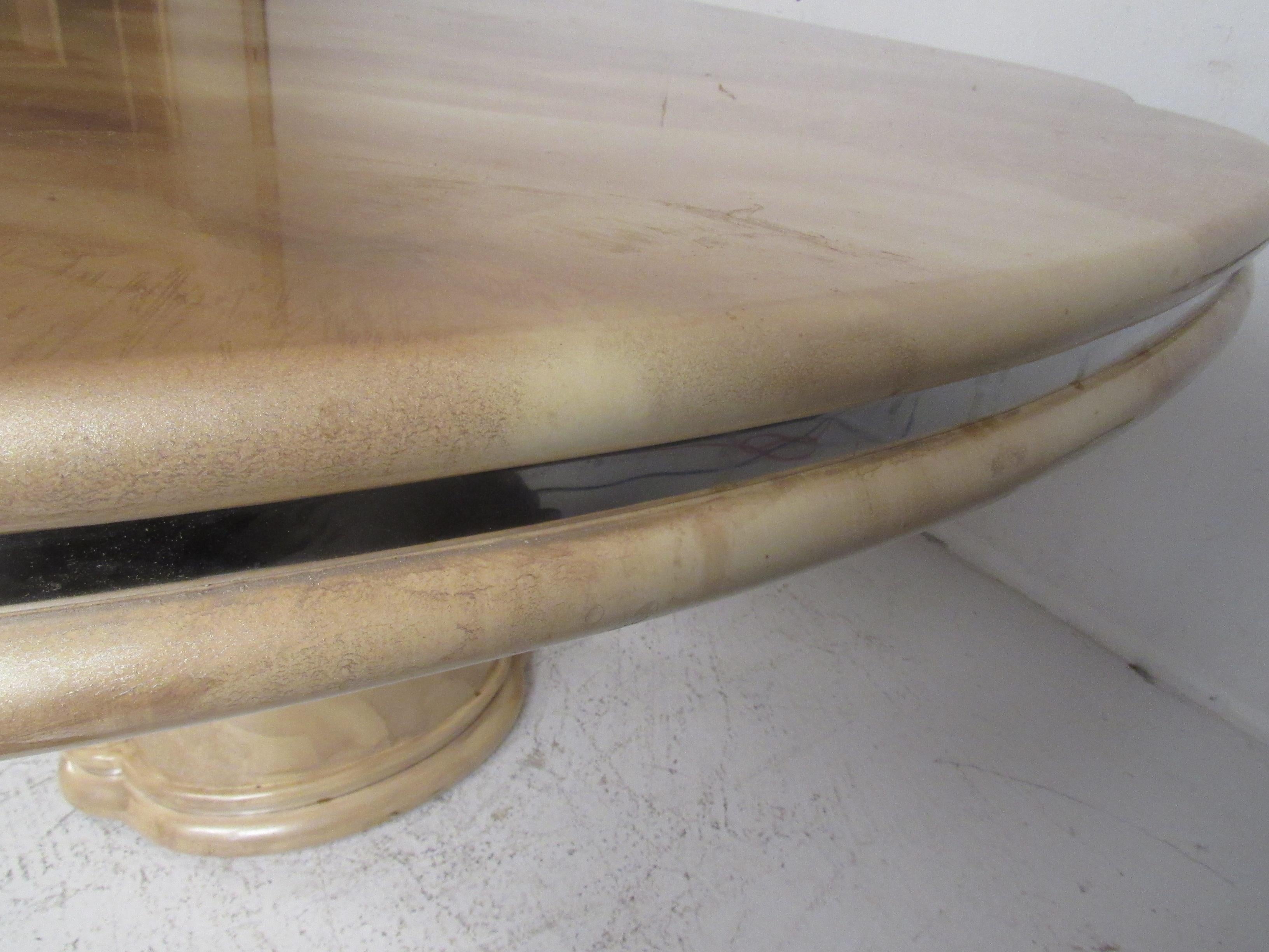 Mid-Century Modern Faux Marble Dining Table For Sale 5