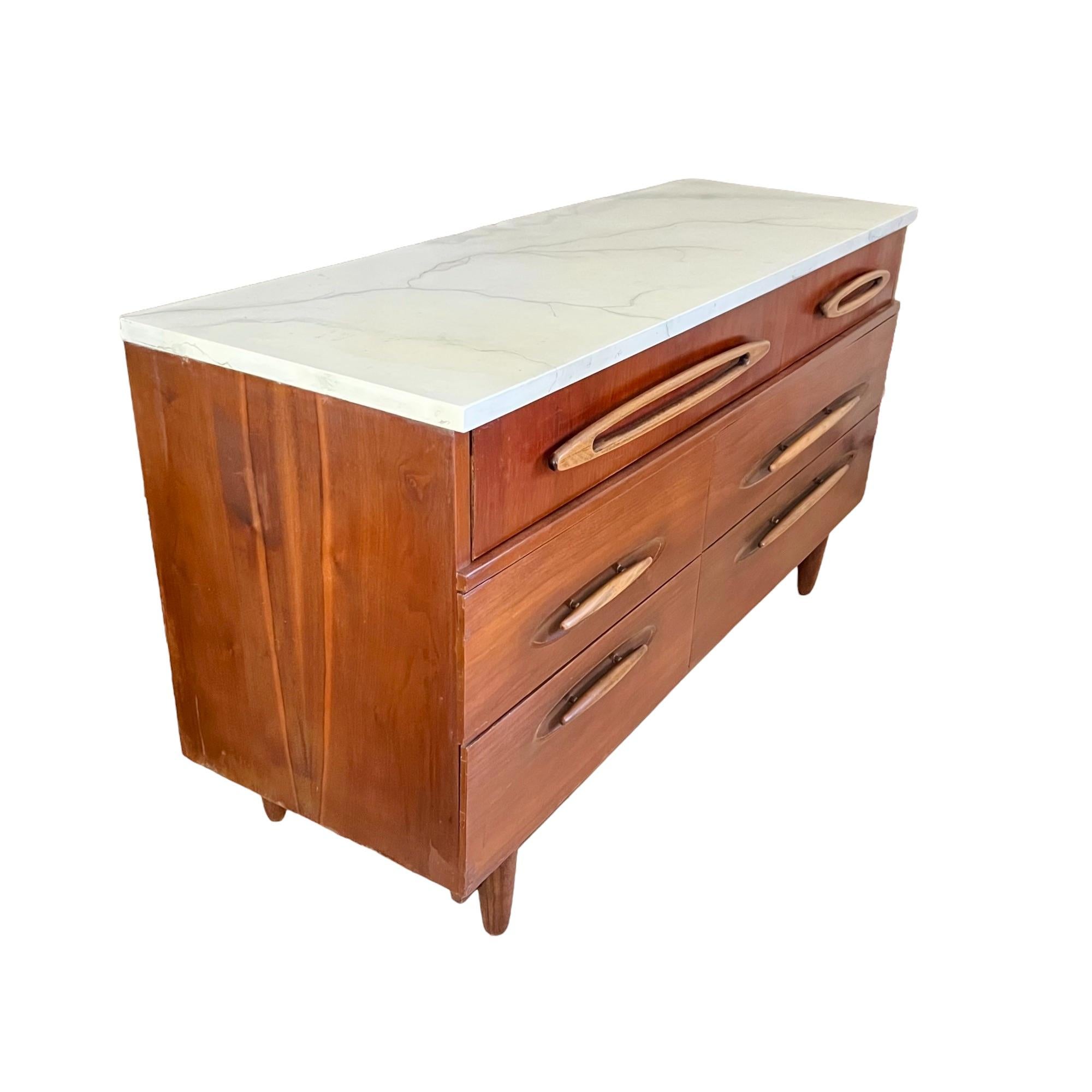 Mid-Century Modern Hand Painted Faux Marble Walnut Dresser In Good Condition For Sale In Harlingen, TX