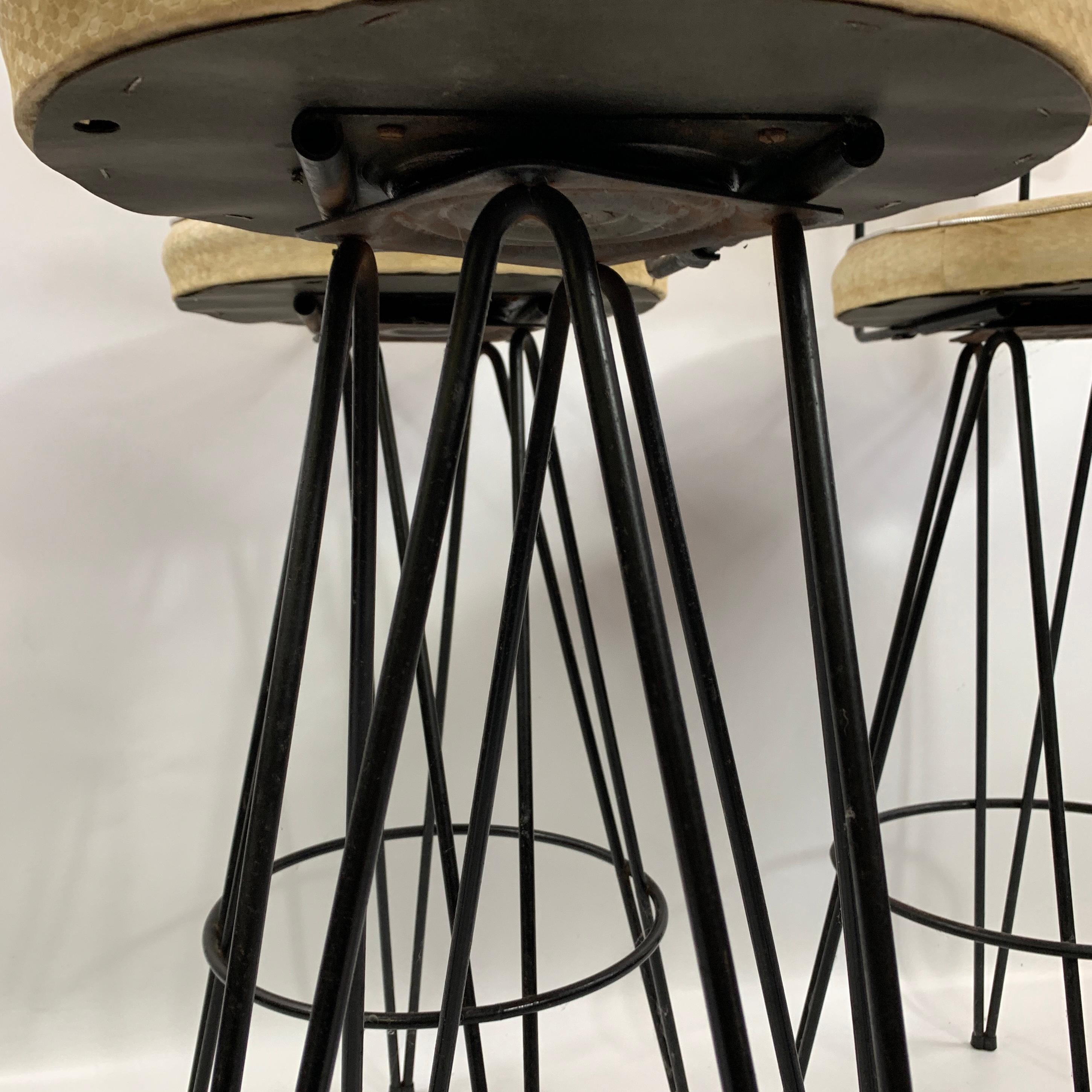 Mid-Century Modern Federick Weinburg Style Hairpin Swivel Stools, Set of 4 In Good Condition In Esperance, NY