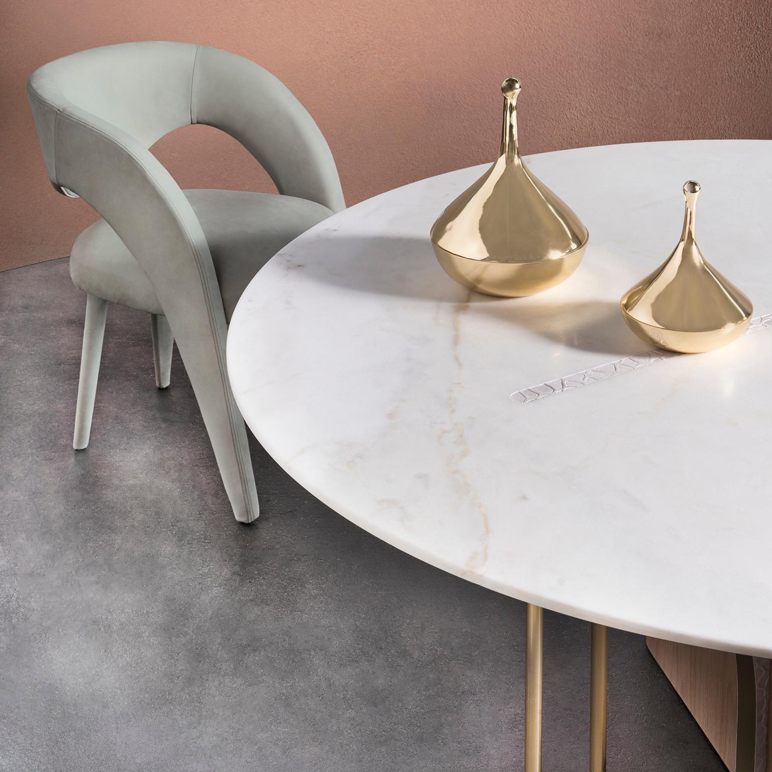Table de salle à manger Ferreirinha moderne du milieu du siècle, Oak Oak, Brass, Handmade by Greenapple en vente 4