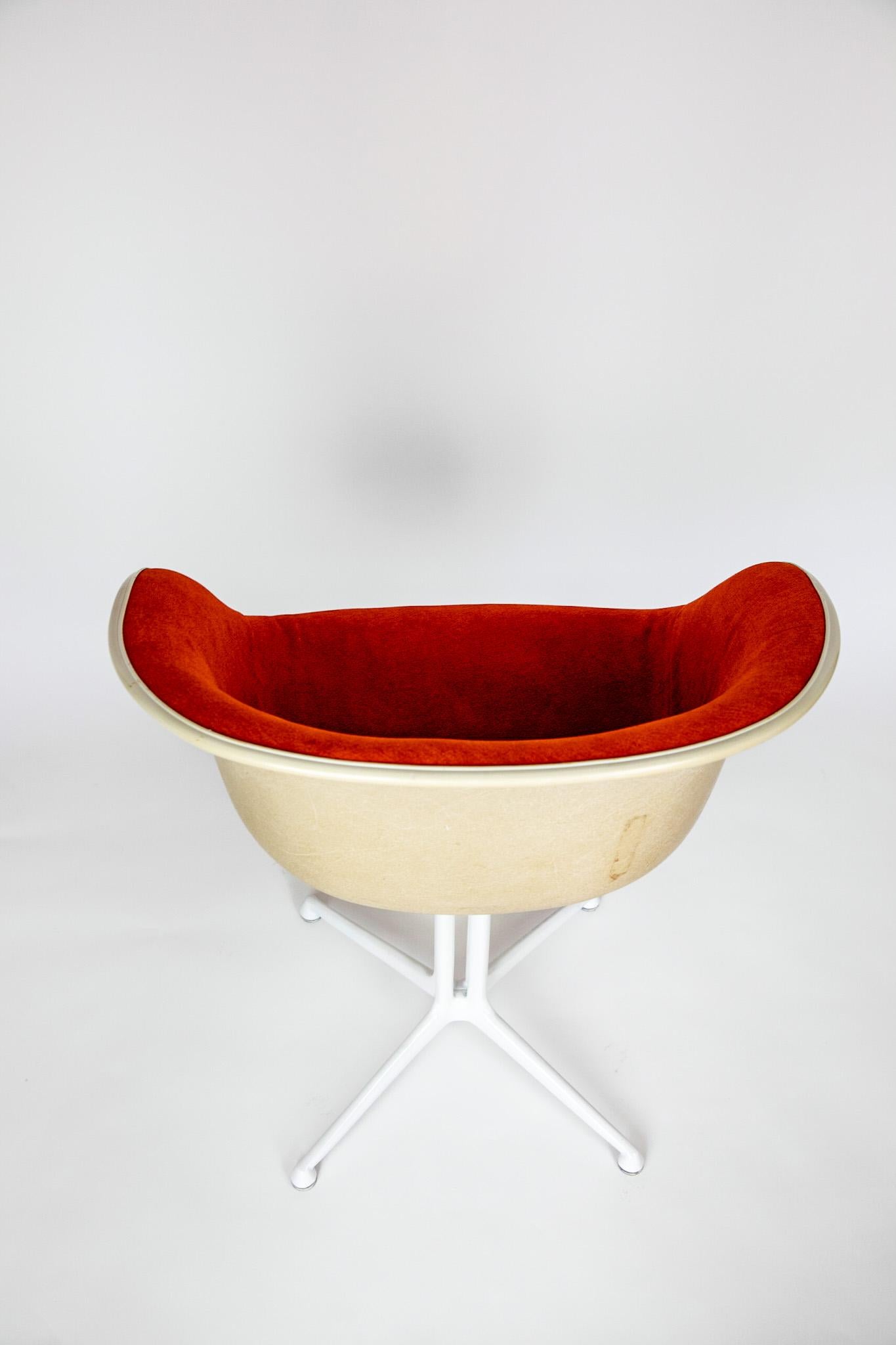 Aluminum Mid-Century Modern Fibreglass Dining Chair La Fonda by Eames for Vitra, 1960s