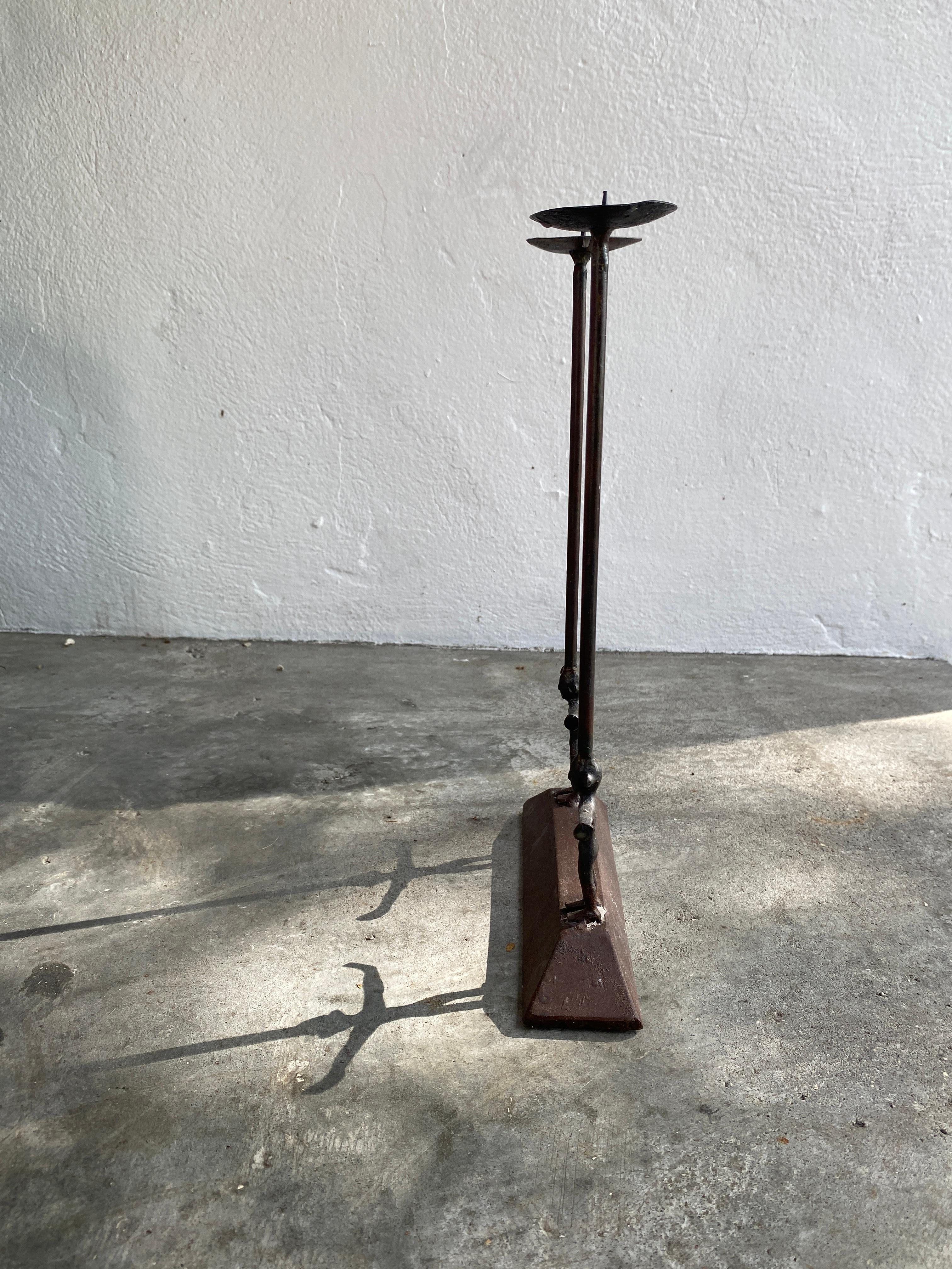 Fin du 20e siècle Chandelier figurine moderne du milieu du siècle dernier en fer fabriqué à la main en vente