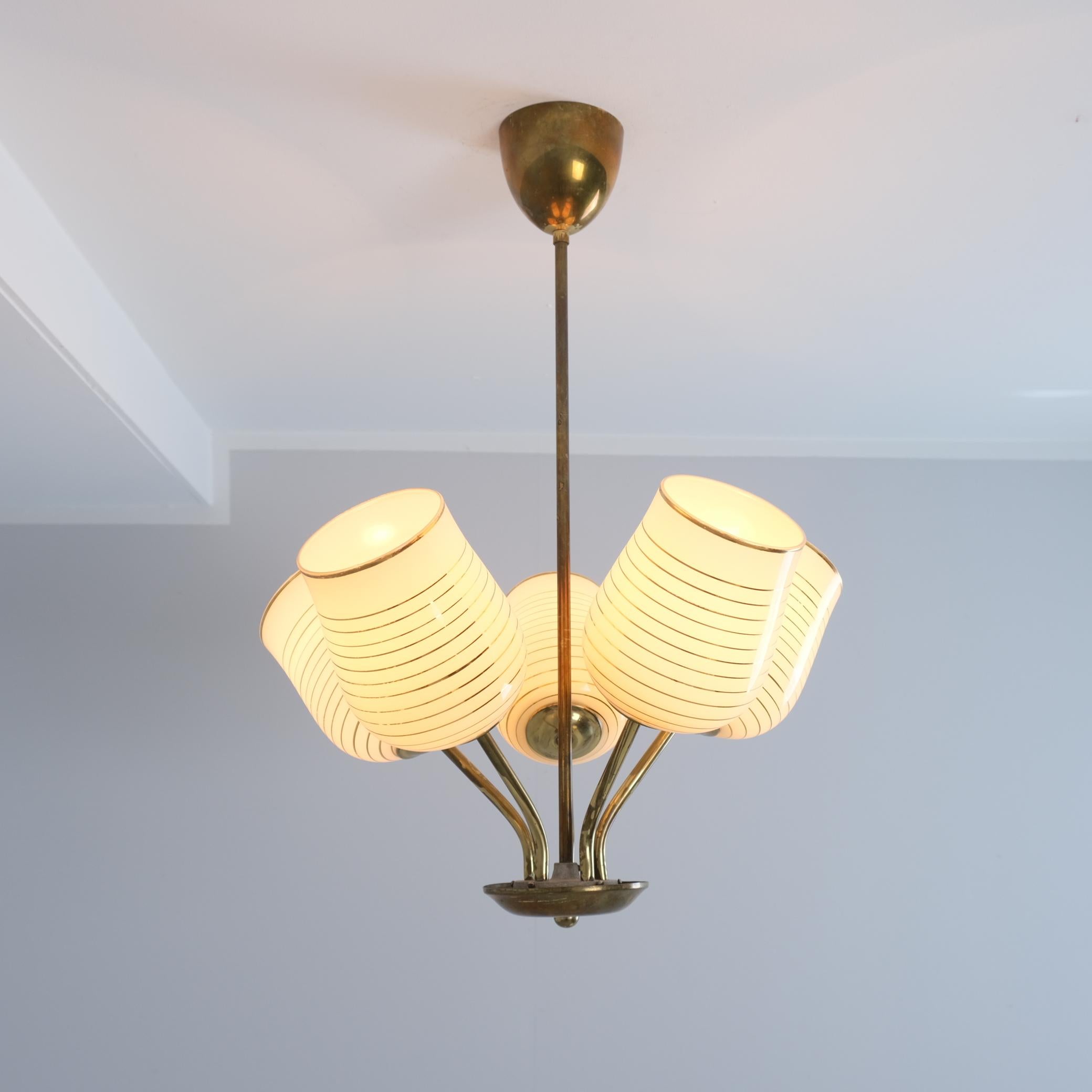 Mid-Century Modern Finnish Design Lamp in Brass and Hand Painted Glass, 1950s For Sale 5