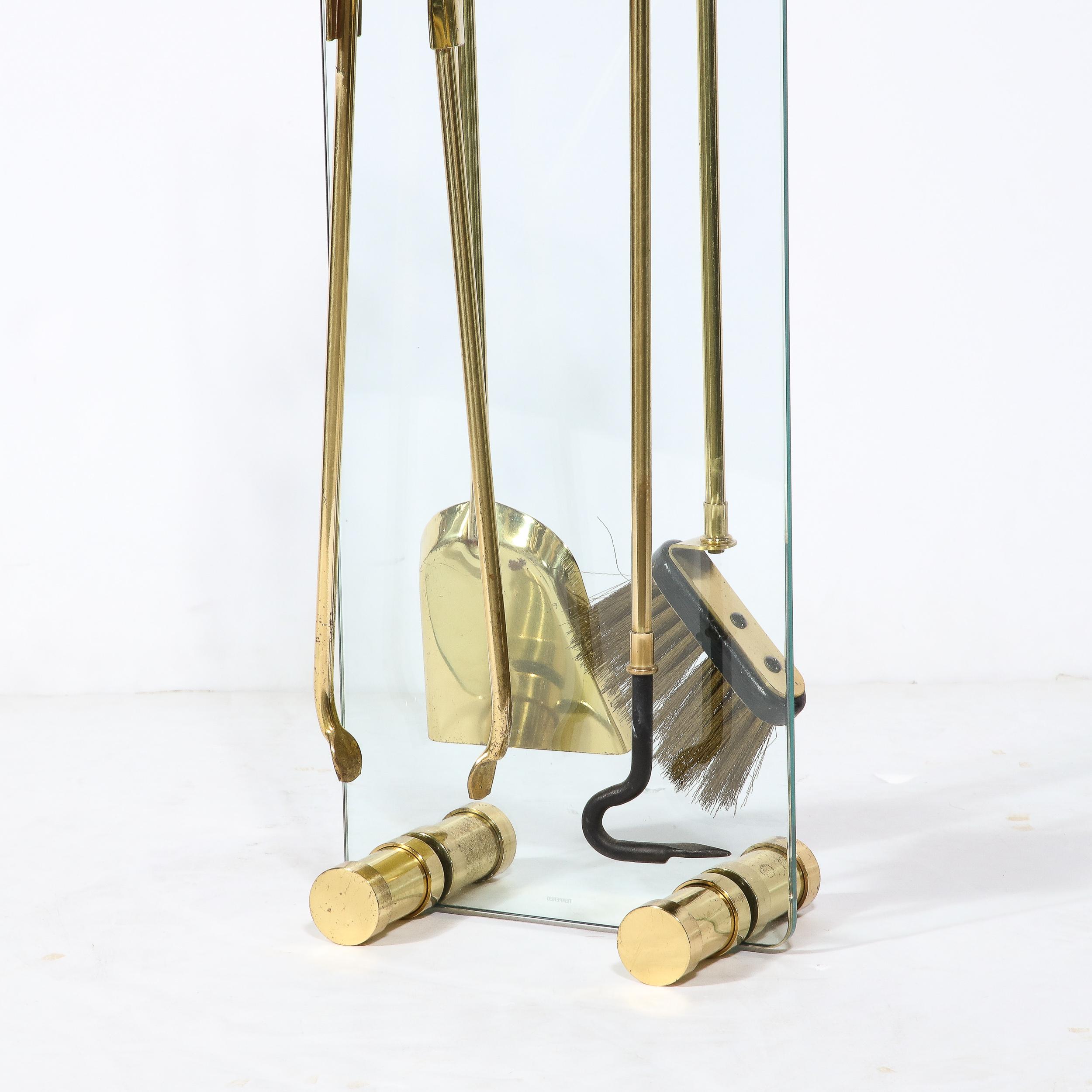 Metà XX secolo Set di utensili da fuoco moderni di metà secolo in vetro e ottone lucido con smalto nero in vendita