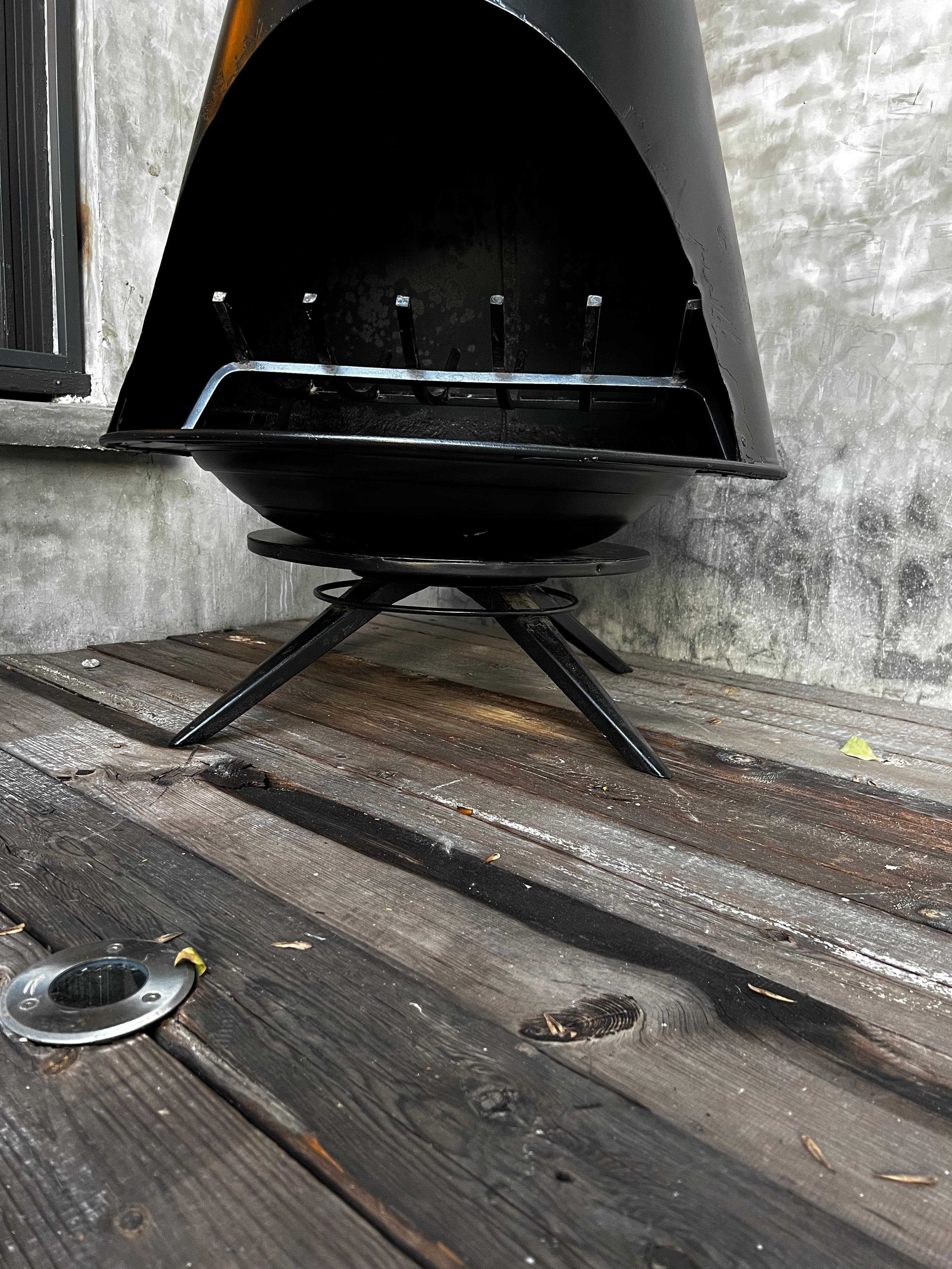 Mid-20th Century Mid-Century Modern Fireplace