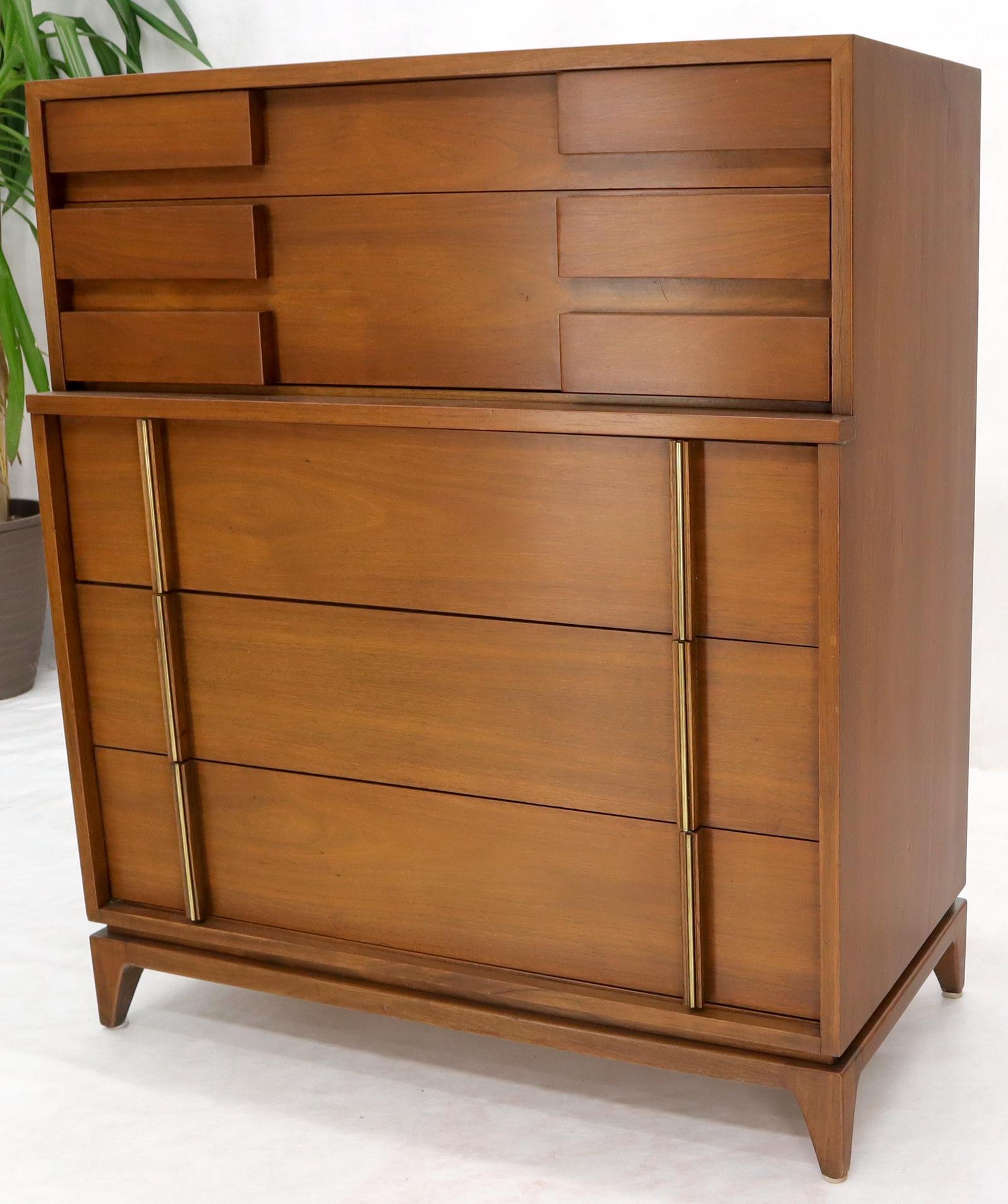 Mid-Century Modern Five Drawers High Chest Dresser with Brass Accents For Sale 8