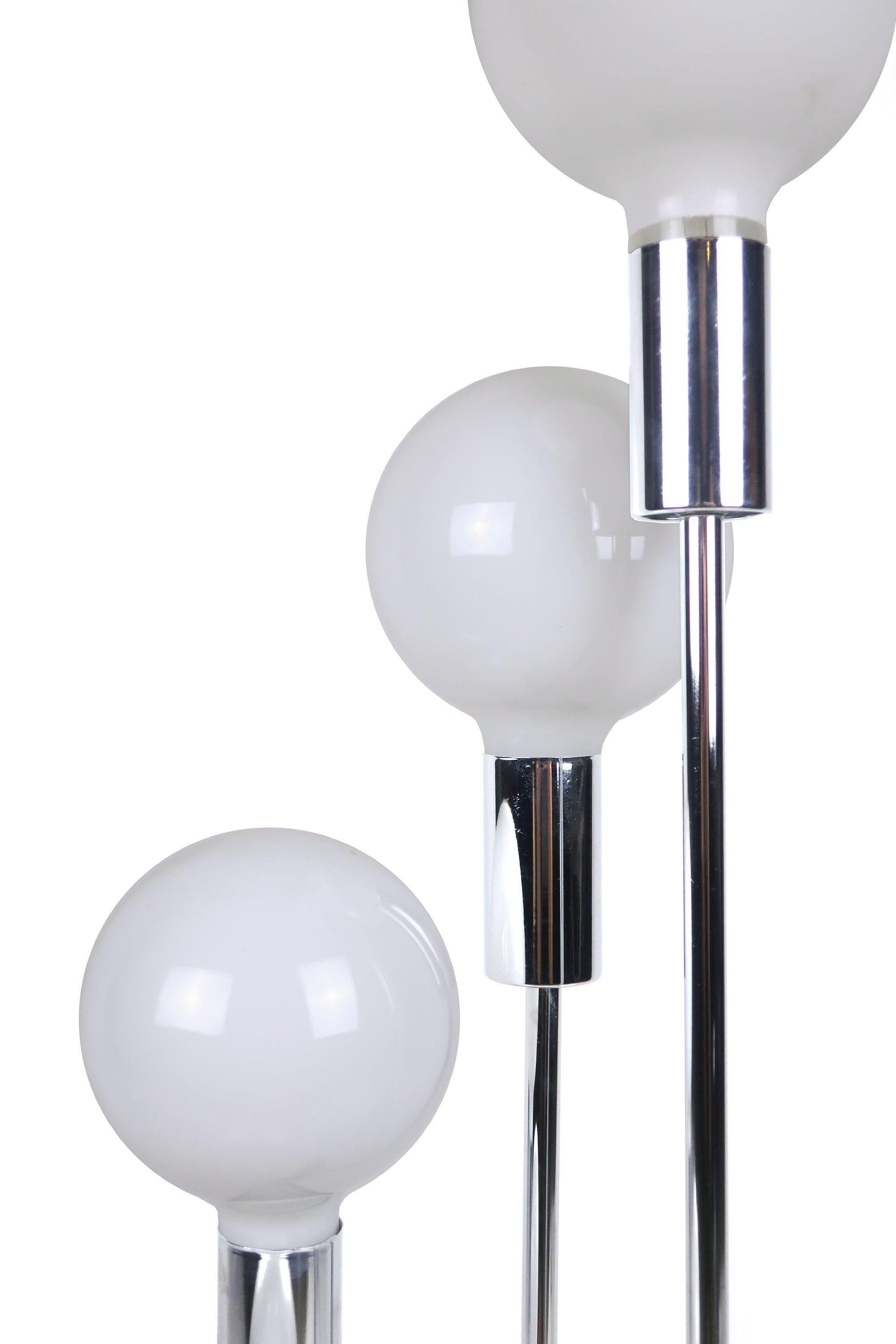 Unknown Mid-Century Modern Five Globe Table Lamp