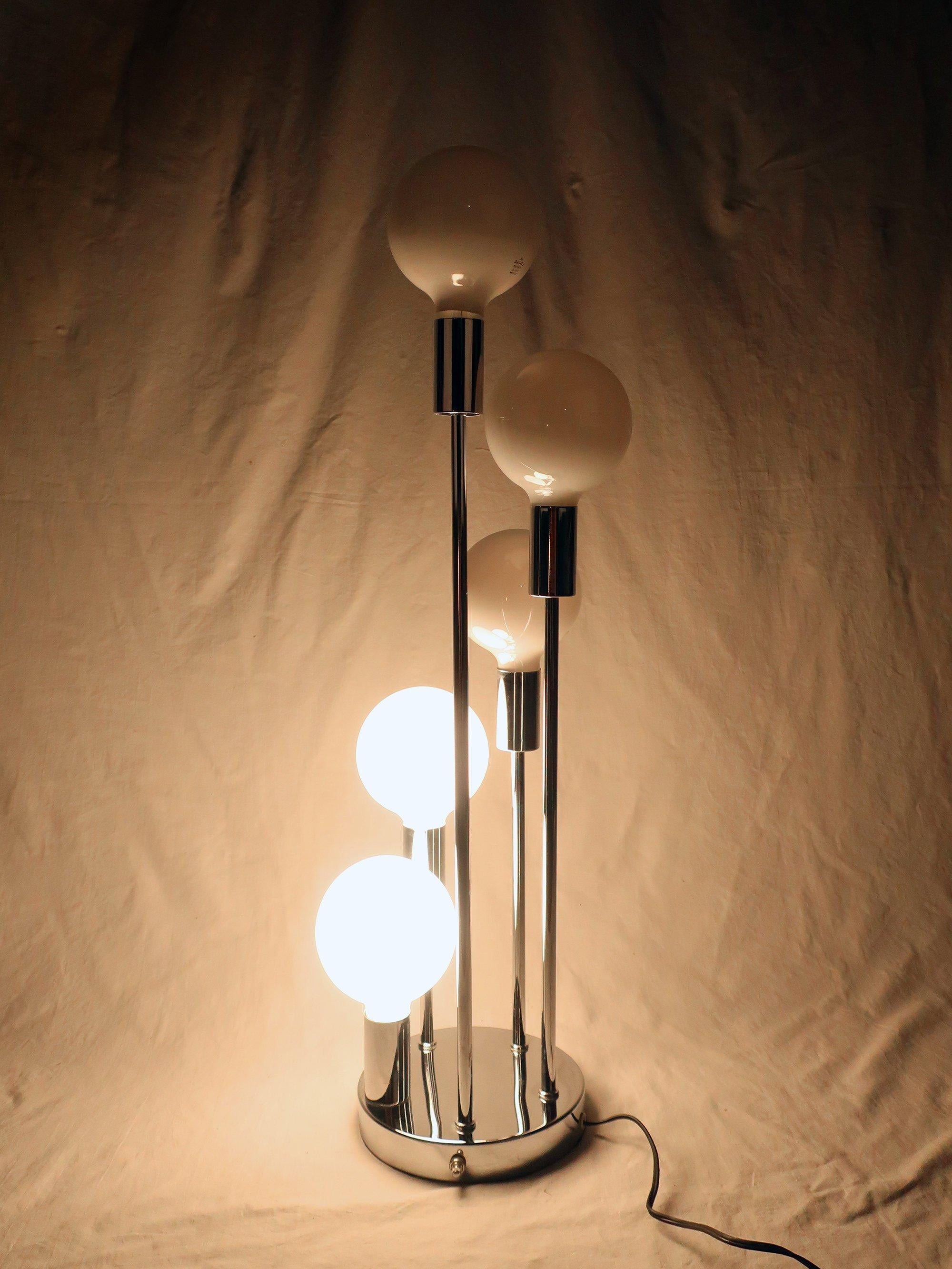 Mid-20th Century Mid-Century Modern Five Globe Table Lamp