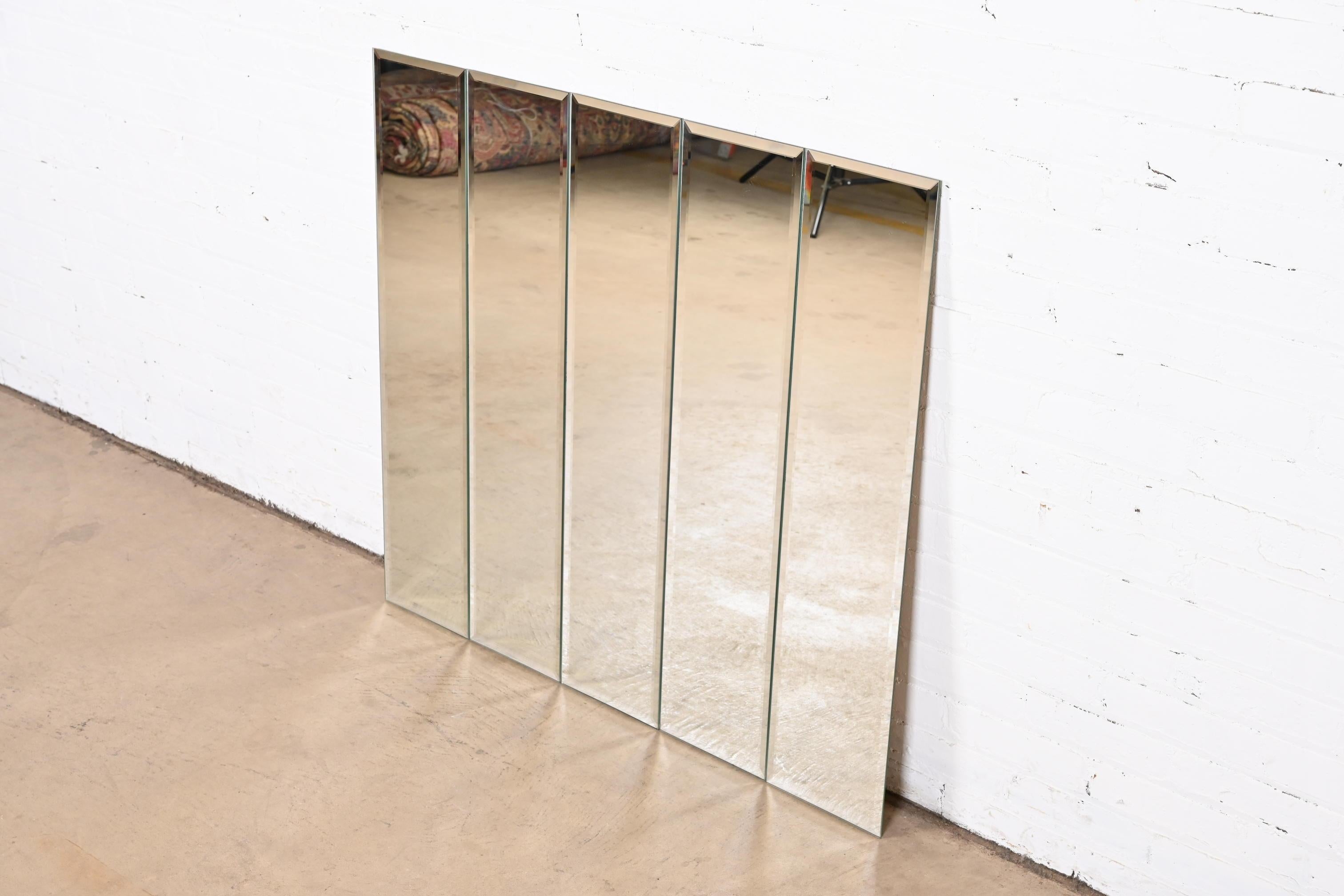Mid-Century Modern Five-Panel Beveled Wall Mirror, 1970s In Good Condition For Sale In South Bend, IN