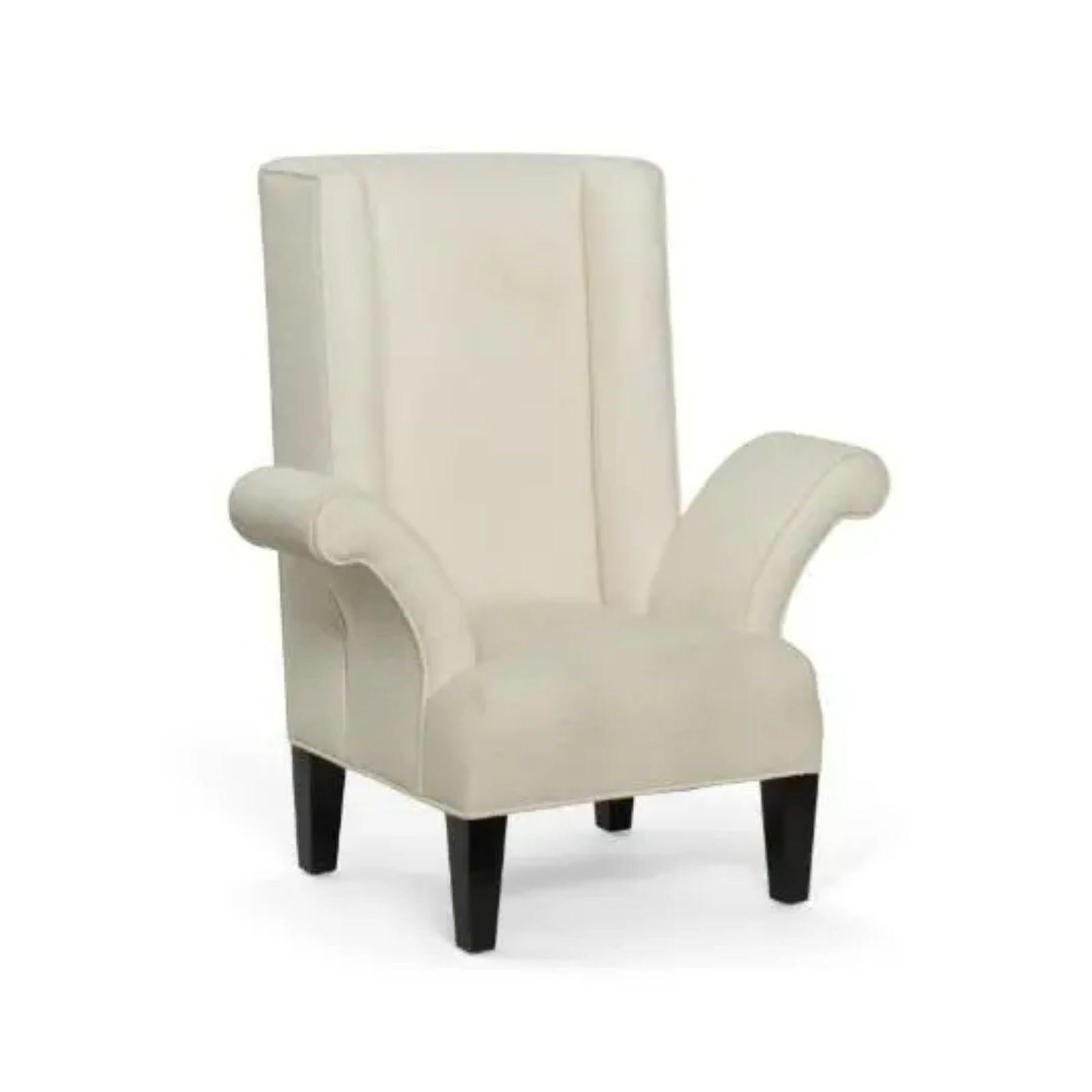 Mid Century Modern Flamboyant White Wingback Chair In Good Condition For Sale In LOS ANGELES, CA