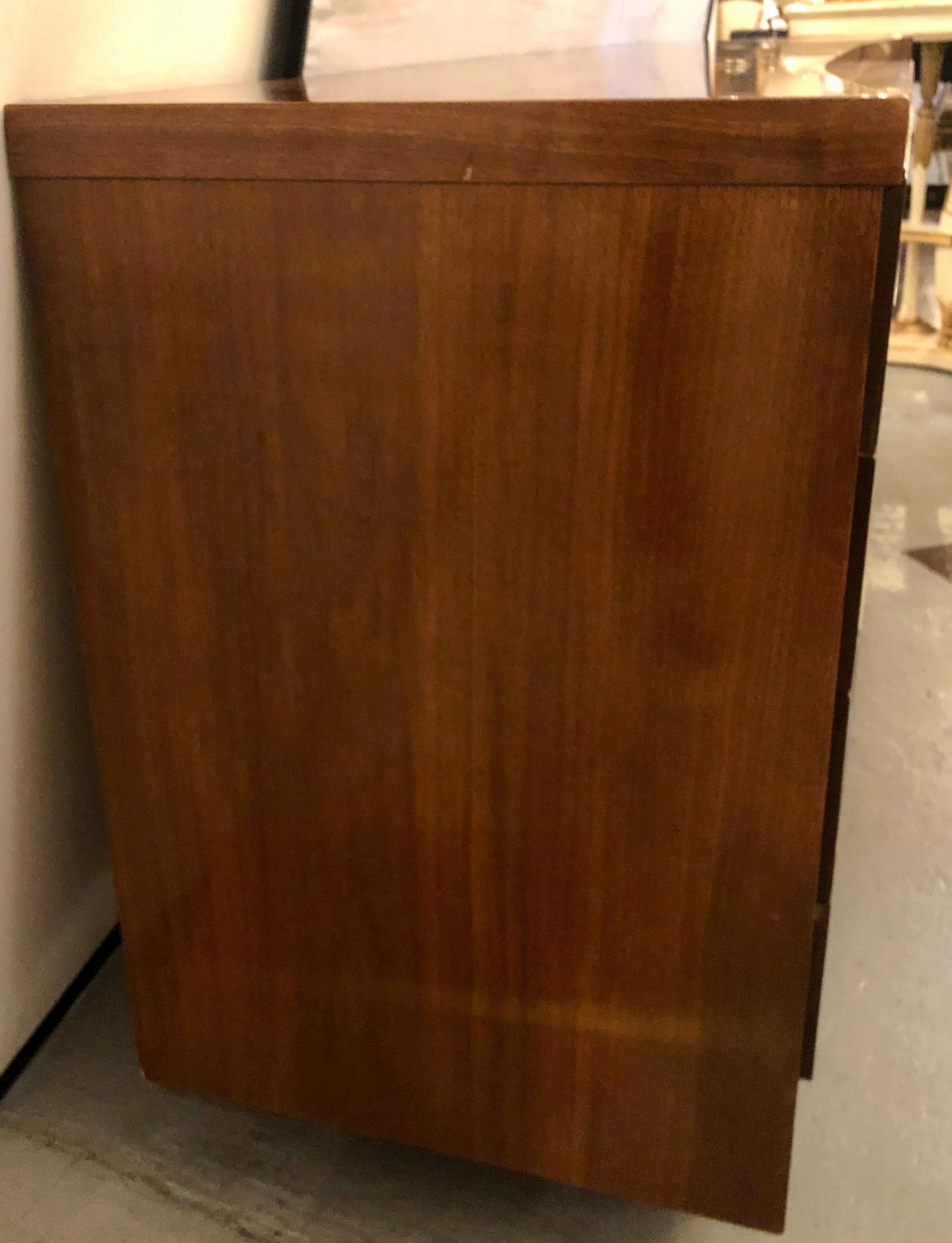 Brass Mid-Century Modern Flame Mahogany Sideboard, Server Double Dresser, Paul McCobb