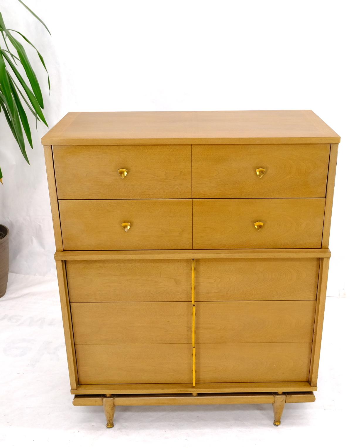Mid-Century Modern Floating Base 5 Drawers High Chest Dresser For Sale 2