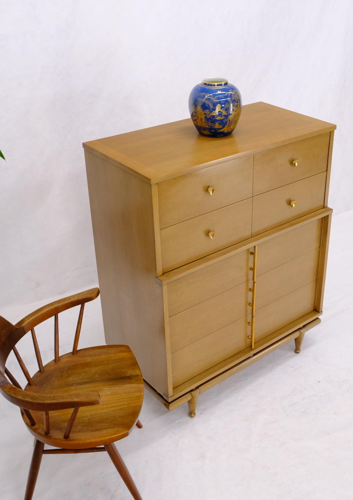20th Century Mid-Century Modern Floating Base 5 Drawers High Chest Dresser For Sale