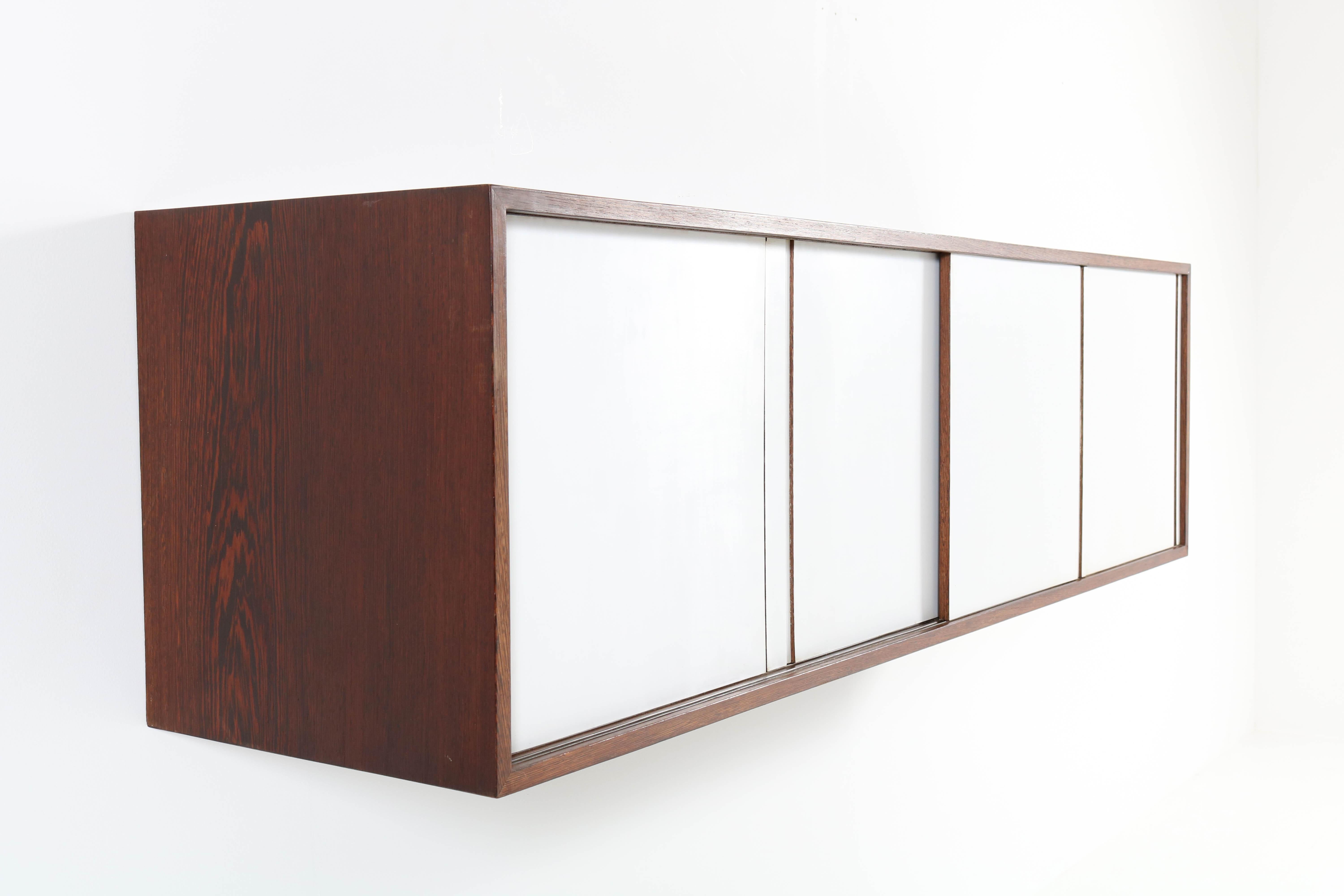 Lacquered Mid-Century Modern Floating Credenza by Martin Visser for 't Spectrum, 1960s