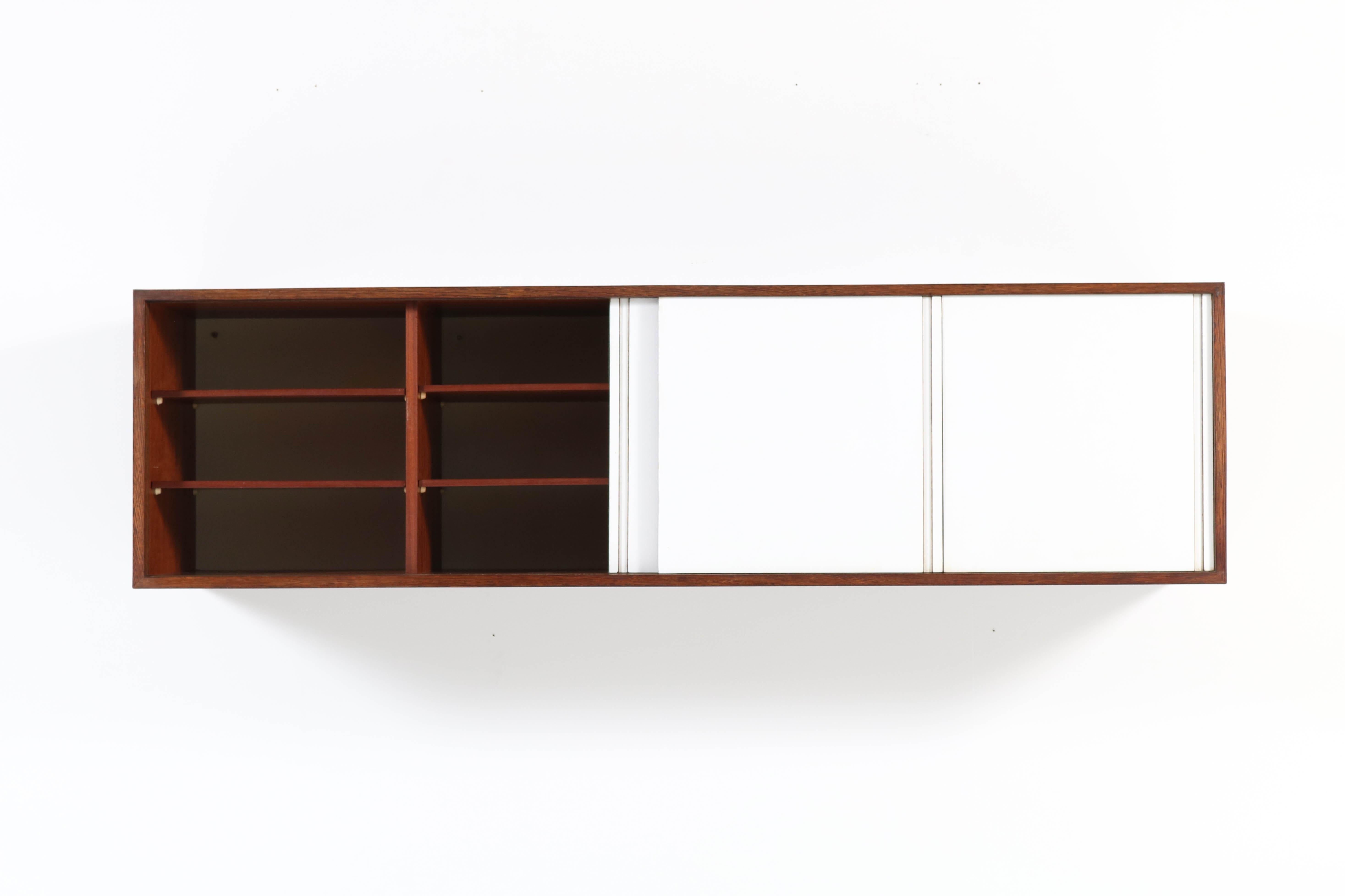 Mid-Century Modern Floating Credenza by Martin Visser for 't Spectrum, 1960s In Good Condition In Amsterdam, NL
