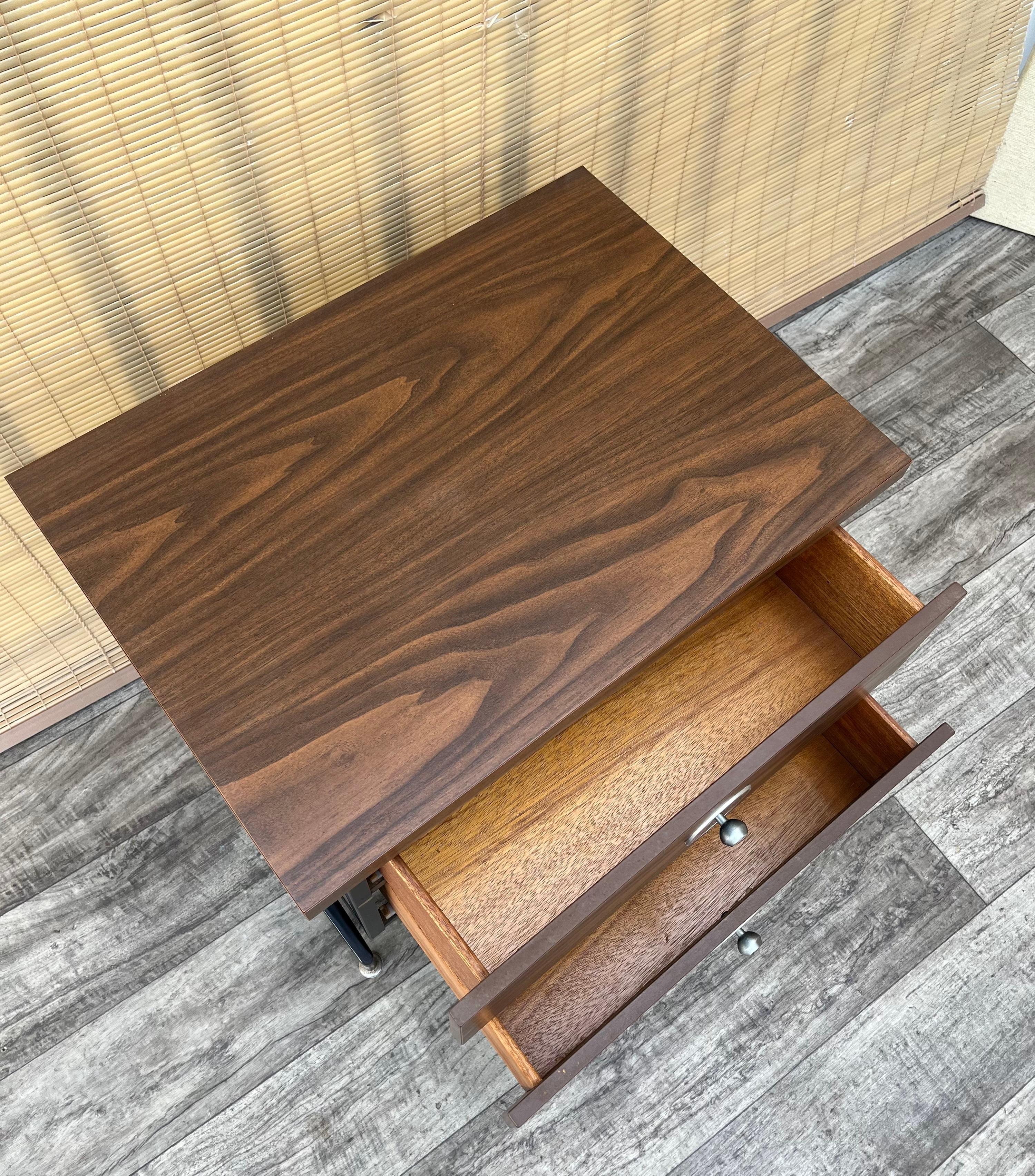 Mid-Century Modern Floating Nightstand. Circa 1970s For Sale 5