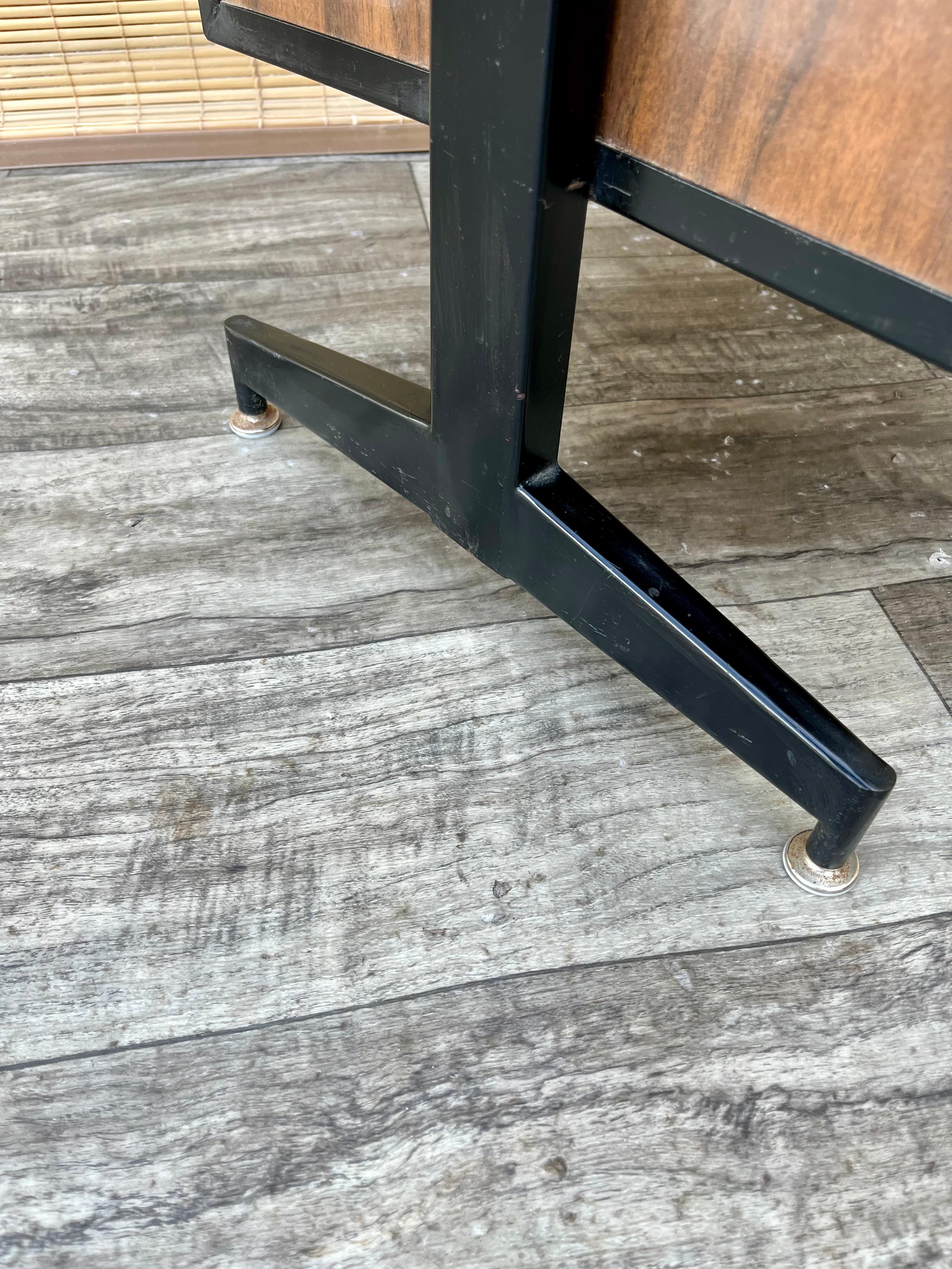 Mid-Century Modern Floating Nightstand. Circa 1970s For Sale 9