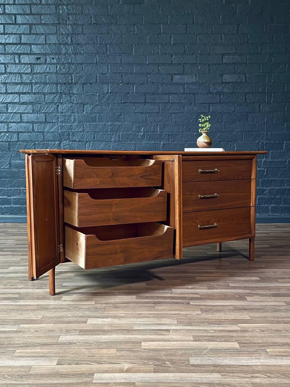Newly Refinished - Mid-Century Modern Floating Top Walnut Dresser w/ Cane Doors In Excellent Condition For Sale In Los Angeles, CA