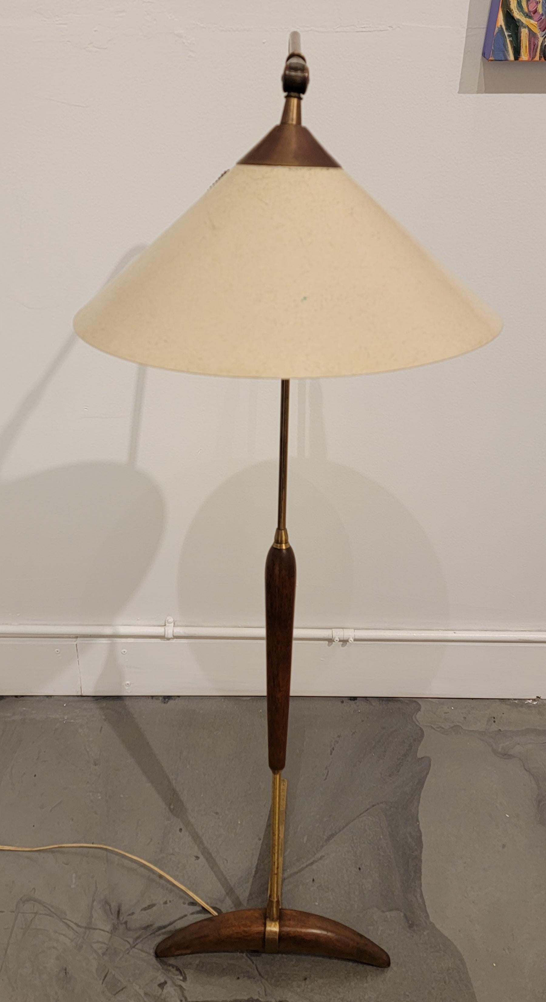 Mid-Century Modern Floor / Bridge Lamp Fiberglass & Walnut For Sale 1