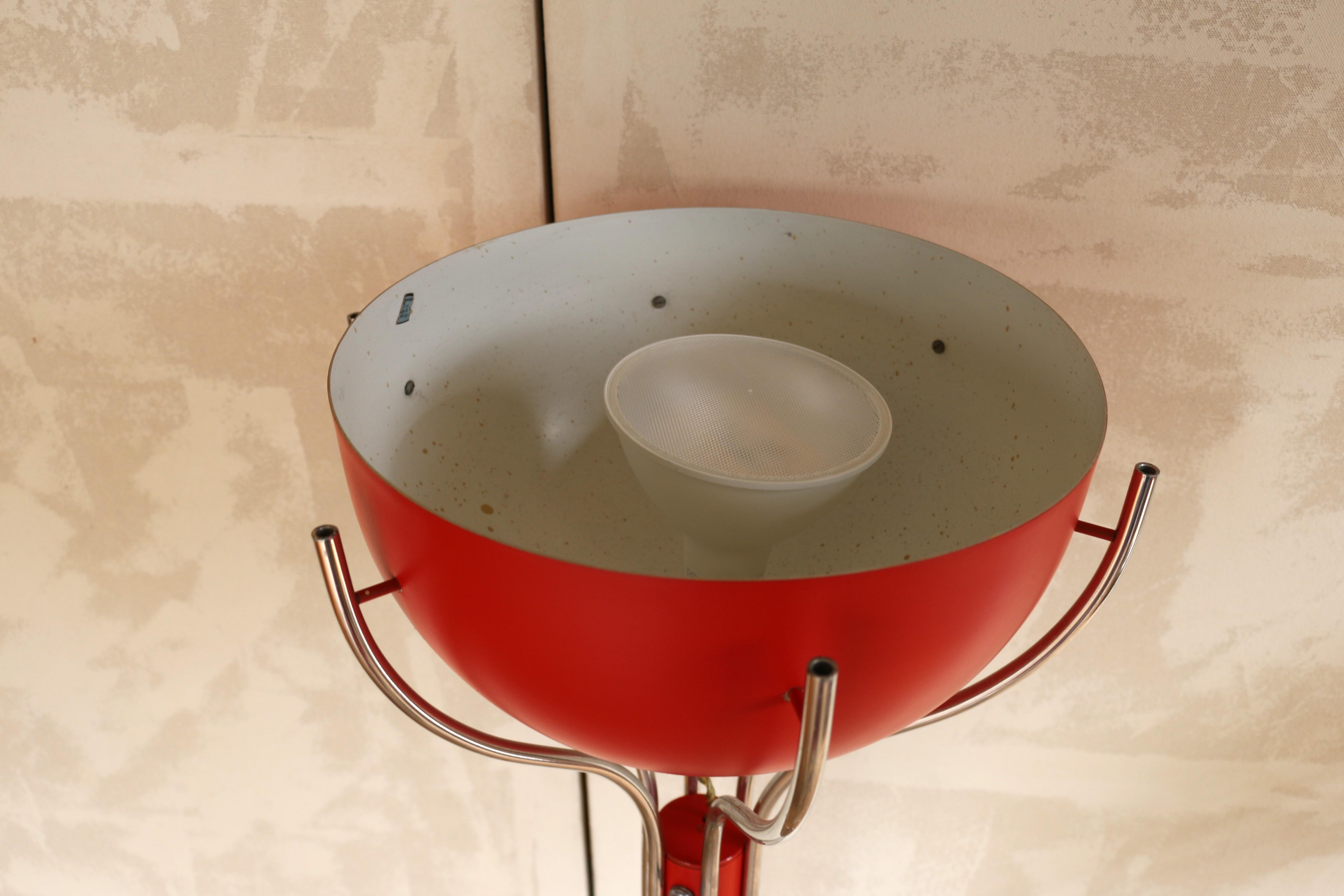 Mid-Century Modern Floor Lamp, 1970s For Sale 4
