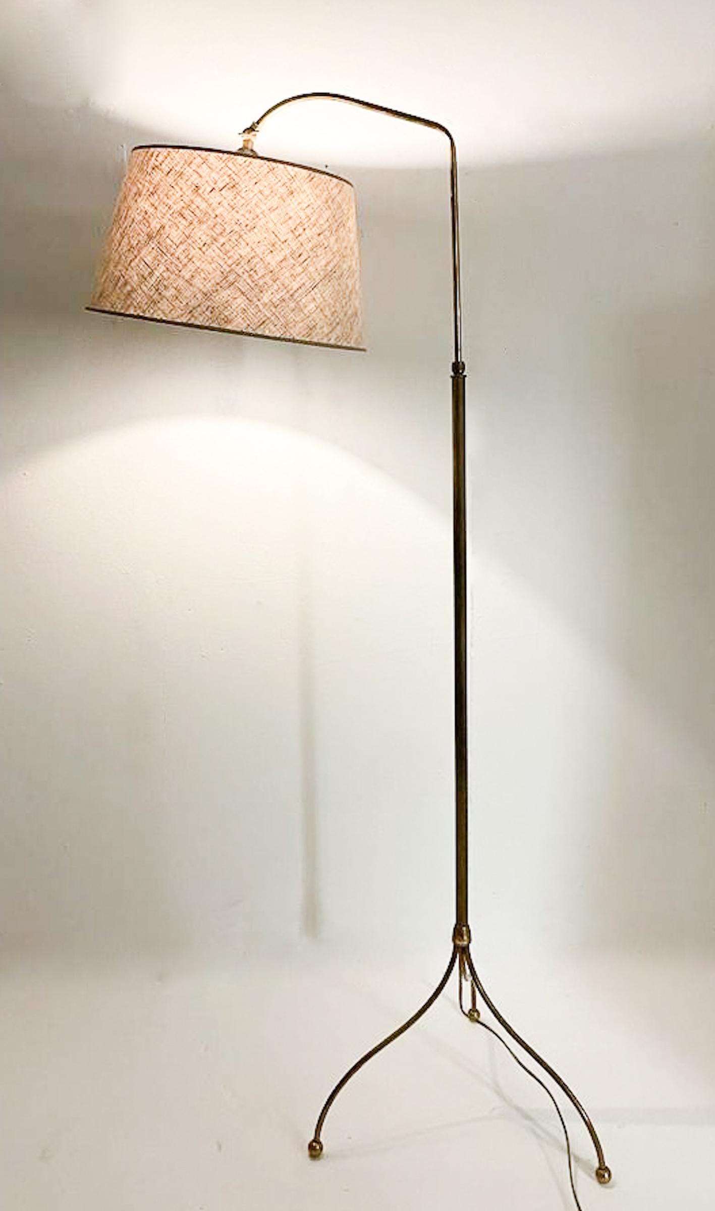 Mid-Century Modern Floor Lamp Brass, Italy, 1960s For Sale 1