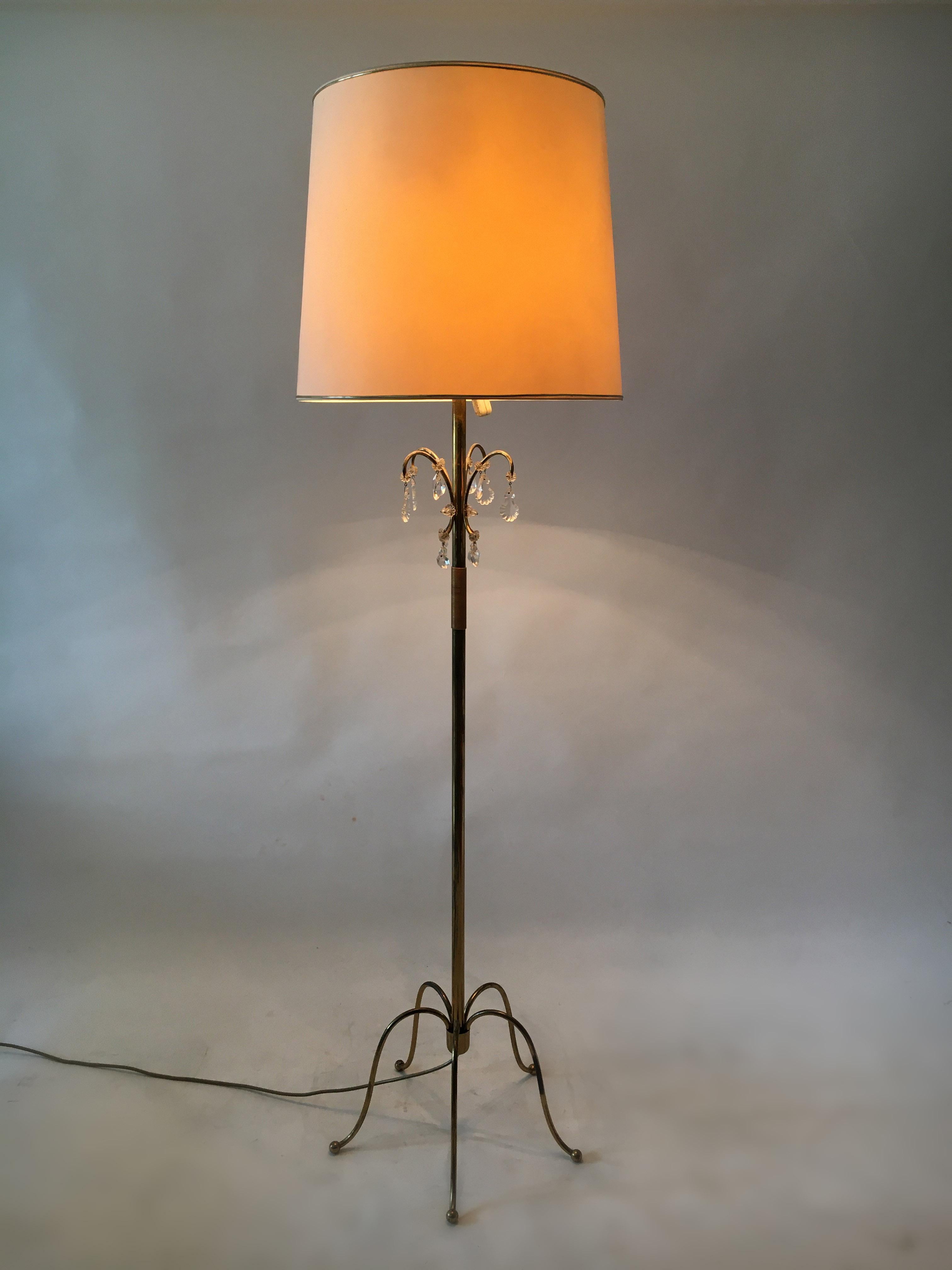 Mid-Century Modern Floor Lamp by J. L. Lobmeyr Model 'Walzer', Austria, 1950s In Good Condition For Sale In Vienna, AT