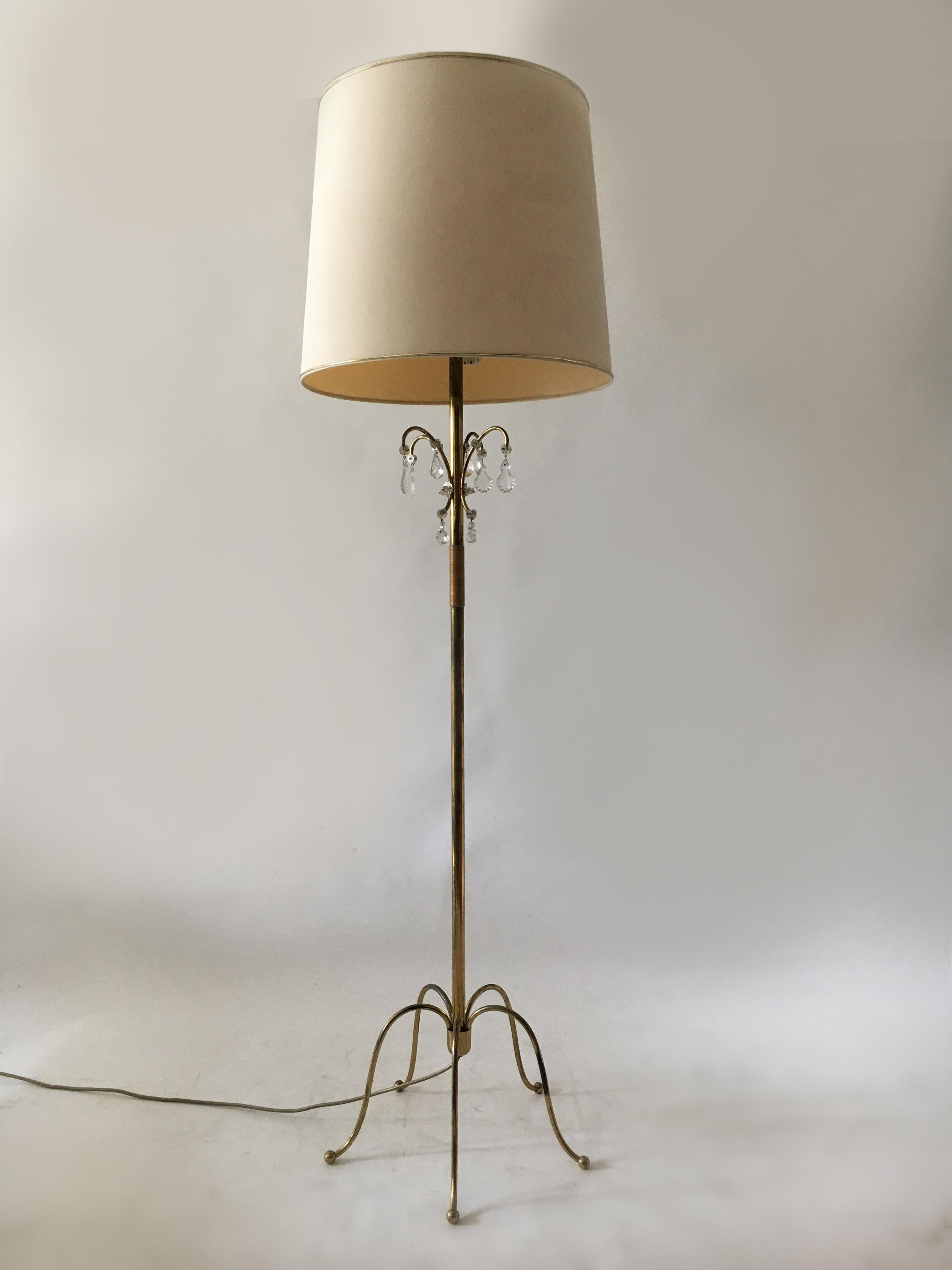 Mid-20th Century Mid-Century Modern Floor Lamp by J. L. Lobmeyr Model 'Walzer', Austria, 1950s For Sale