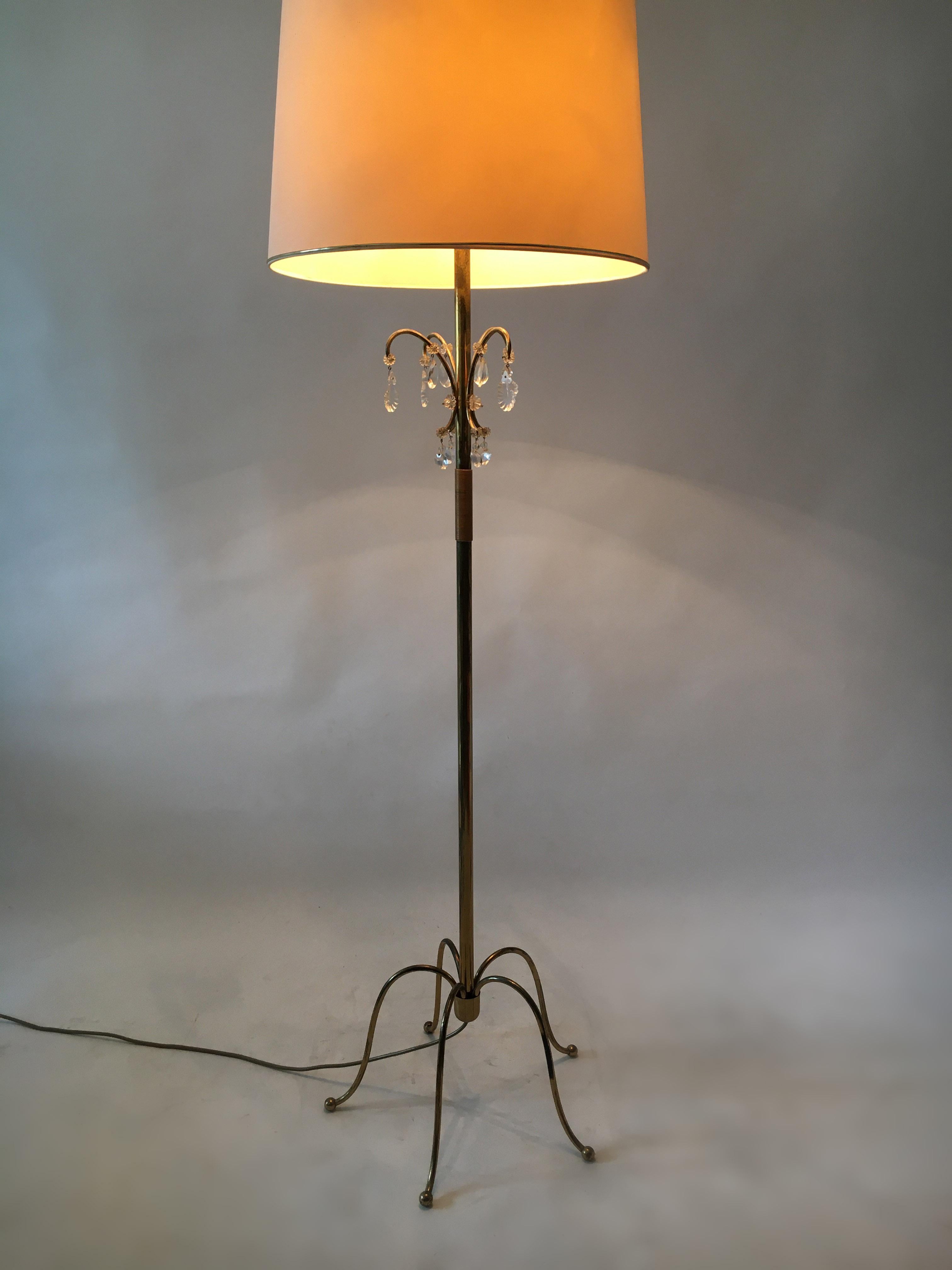 Brass Mid-Century Modern Floor Lamp by J. L. Lobmeyr Model 'Walzer', Austria, 1950s For Sale