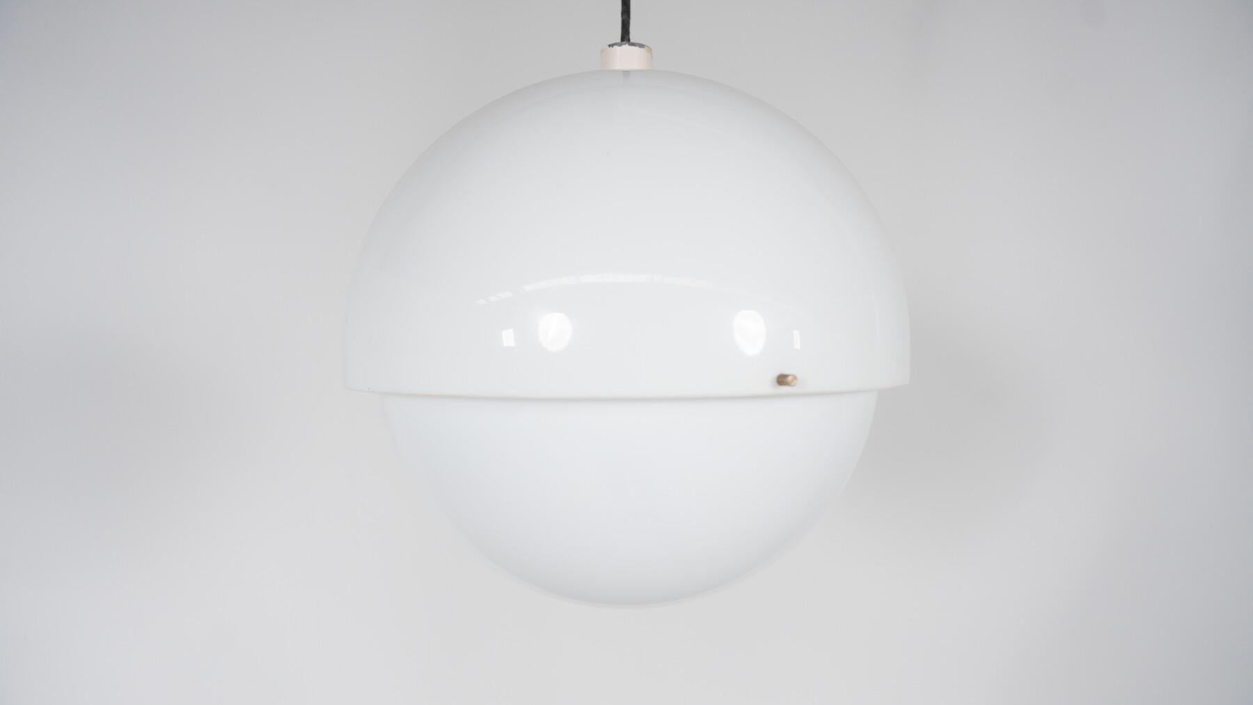 Mid-Century Modern Floor Lamp by Luigi Bandini Buti for Kartell, 1960s, Italy For Sale 1