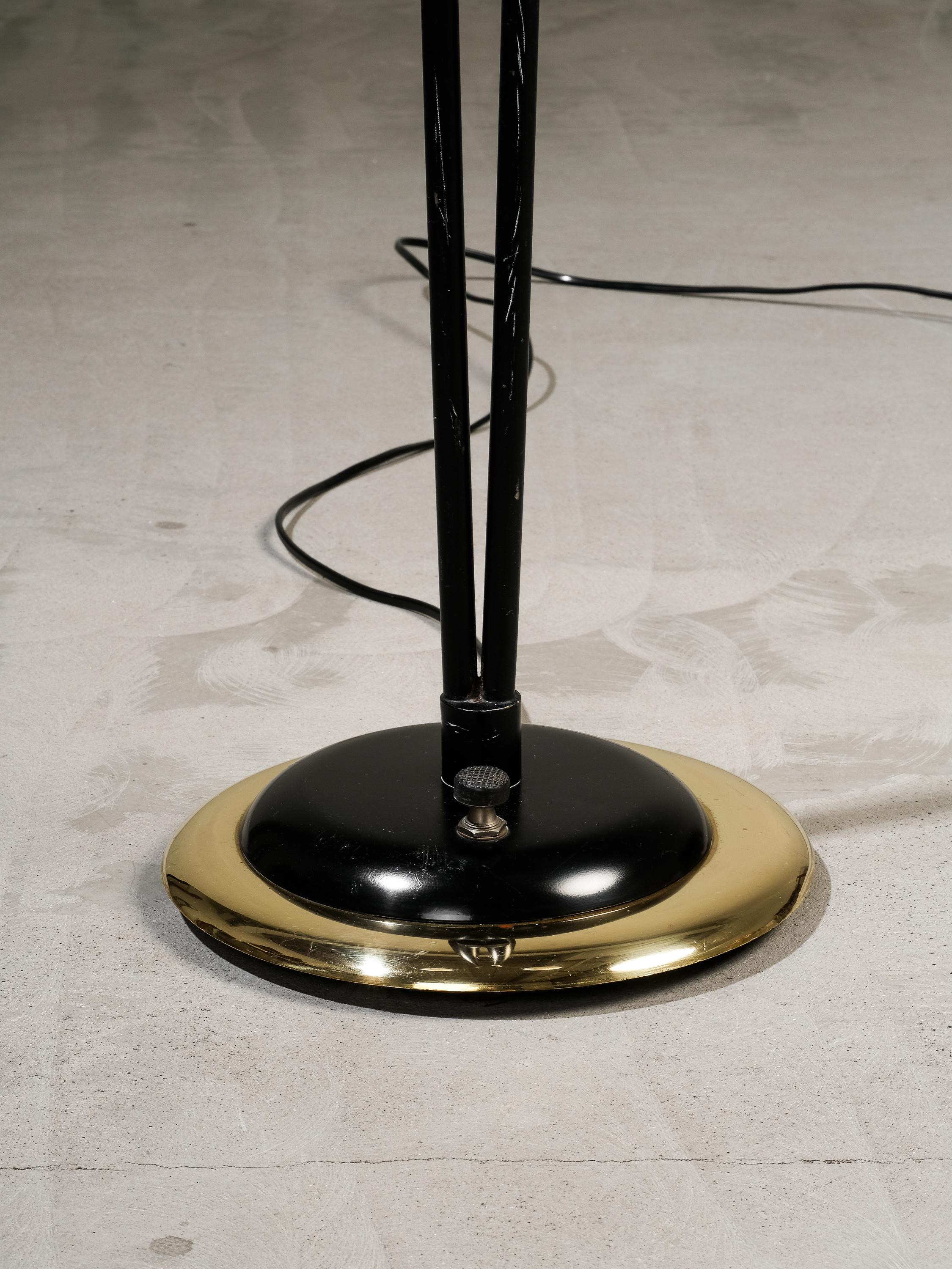 Mid-Century Modern Floor Lamp by Valinte, Finland, 1950s For Sale 1