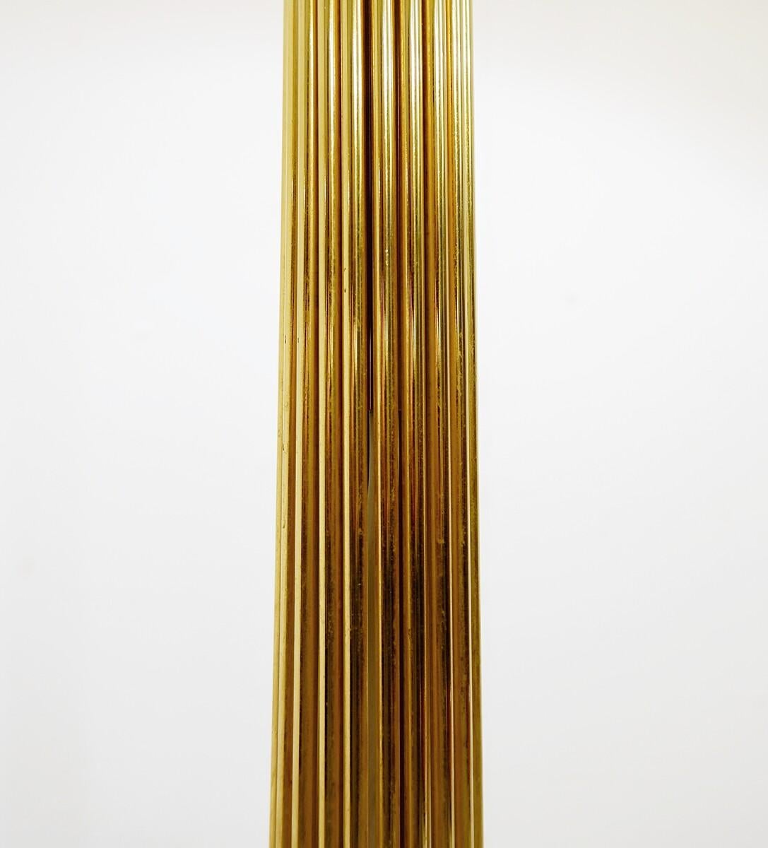 Lampadaire moderne du milieu du siècle par Verner Panton pour Fritz Hansen - une paire disponible