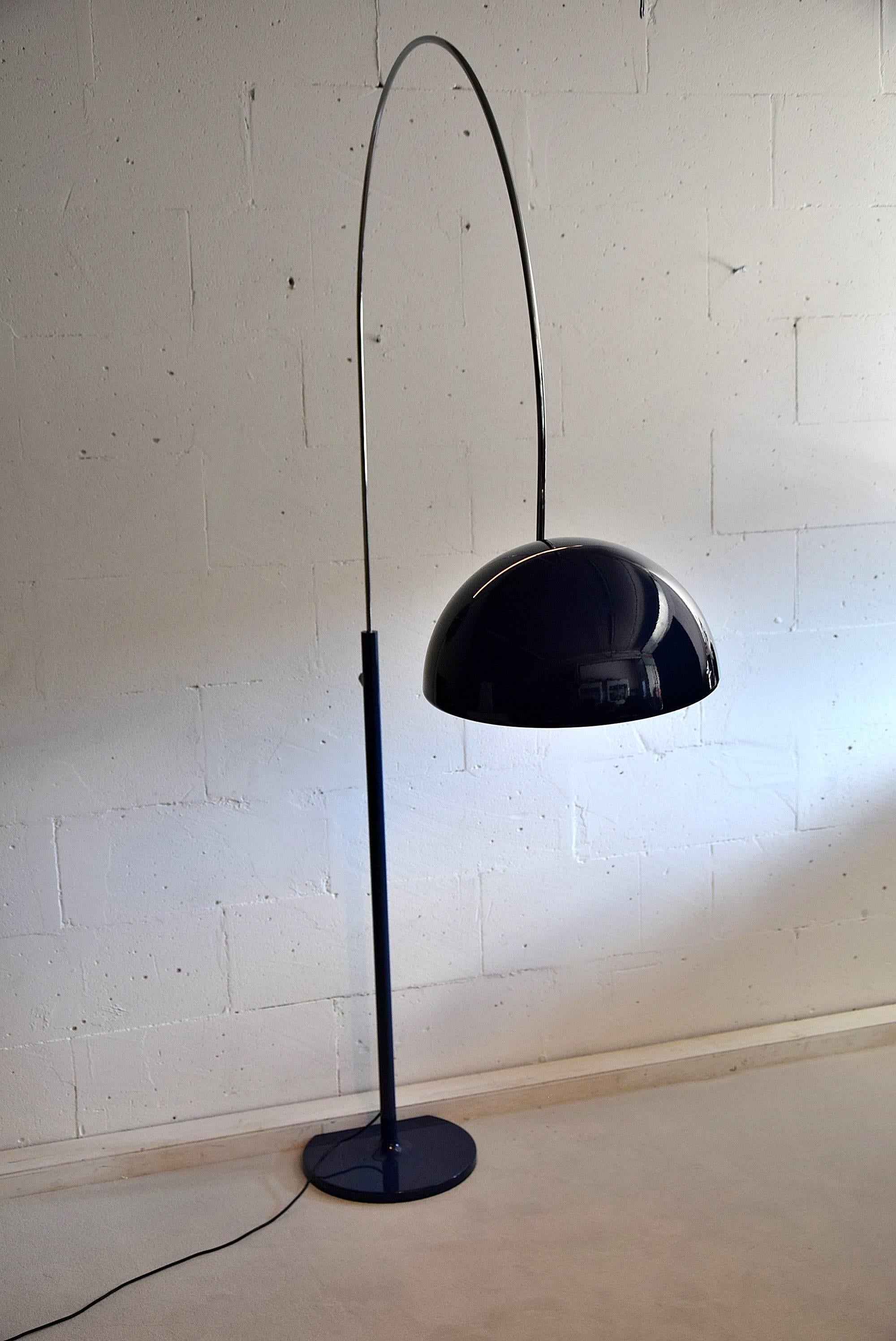 Mid century Modern Floor Lamp Coupé 3320/R Joe Colombo  For Sale 3