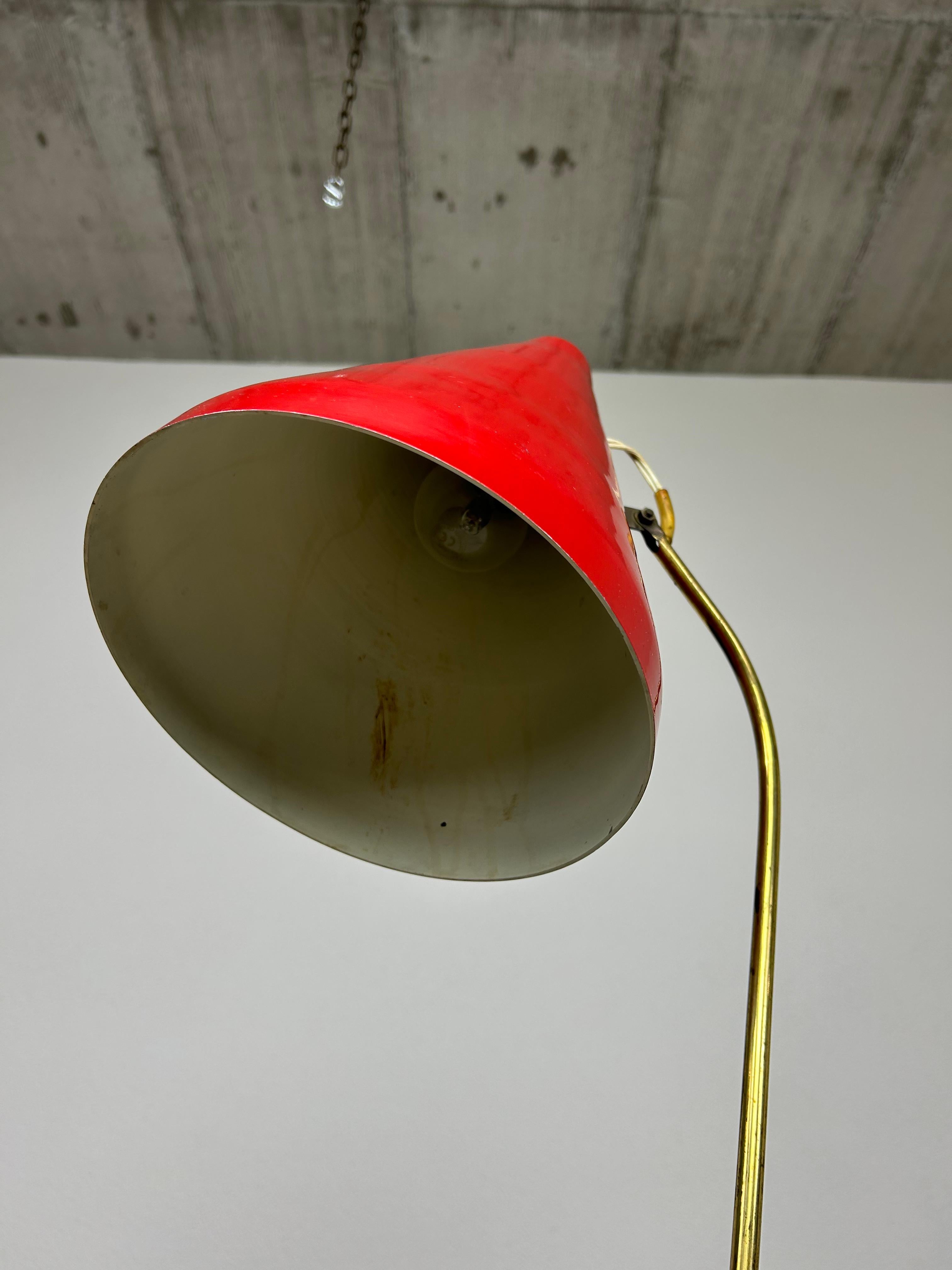 Metà XX secolo Lampada da terra moderna di metà secolo in vendita