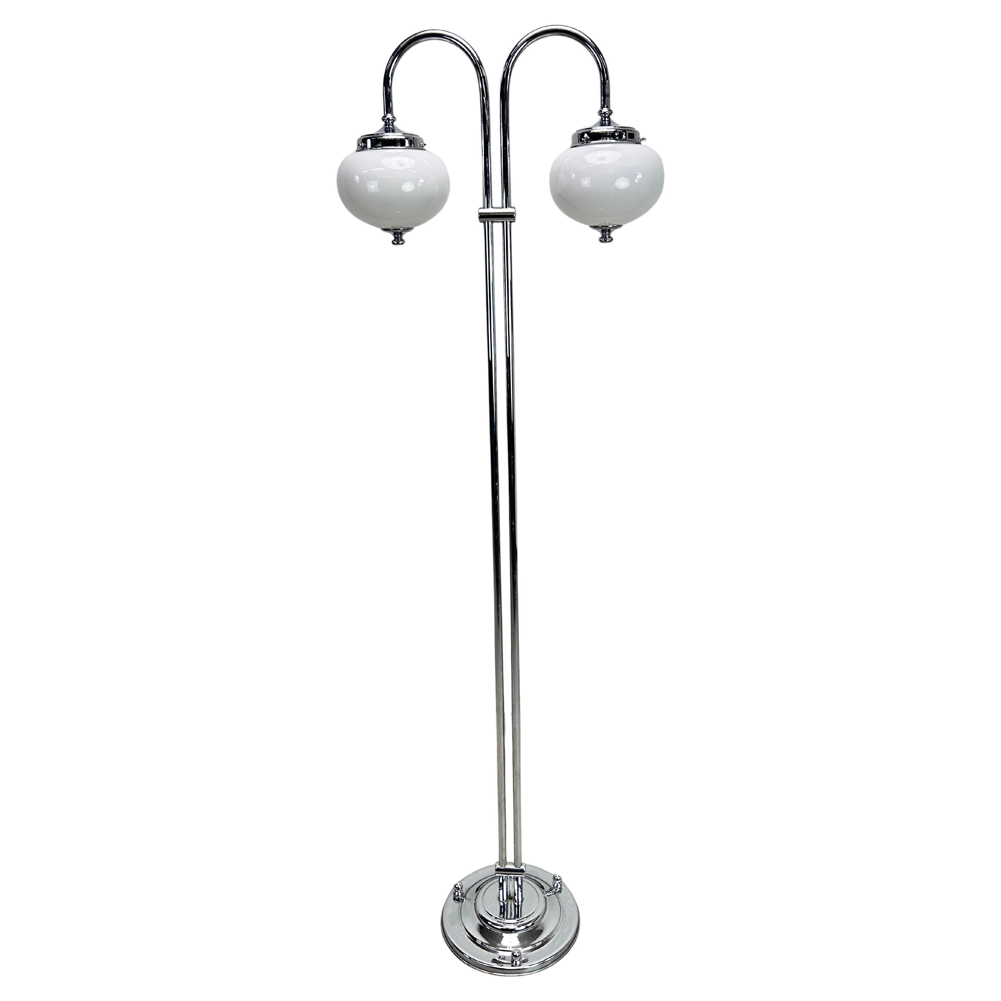 Mid-century modern floor lamp For Sale