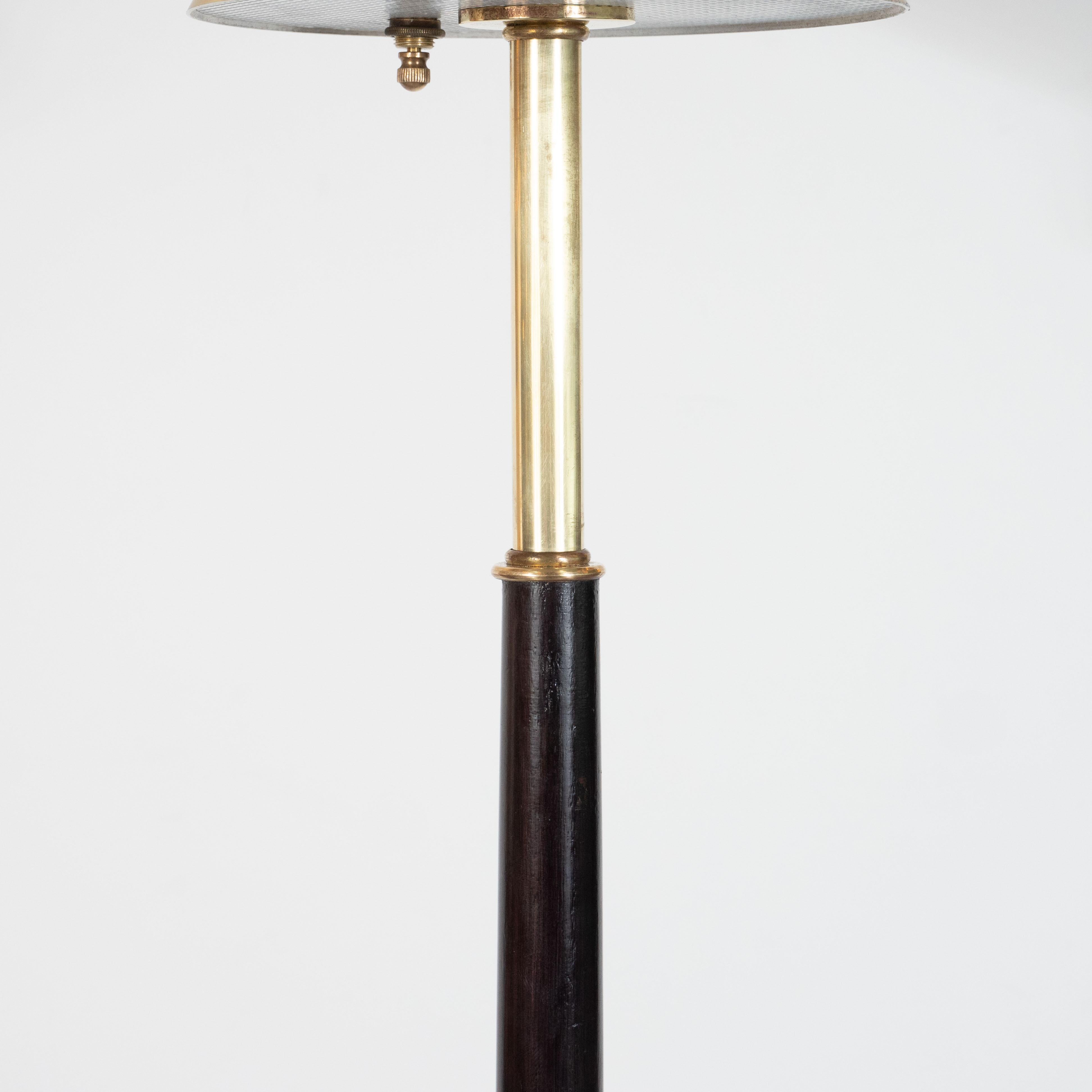 Moderne Stehlampe aus der Mitte des Jahrhunderts aus Messing und ebonisiertem Nussbaum von Gerald Thurston (amerikanisch) im Angebot