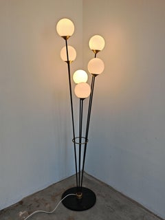 Lampada da terra moderna di metà secolo in ottone, marmo e vetro lattimo attr. a Stilnovo