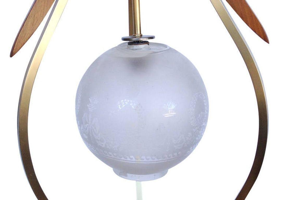 American Mid-Century Modern Floor Lamp in the Style of Adrian Pearsall For Sale
