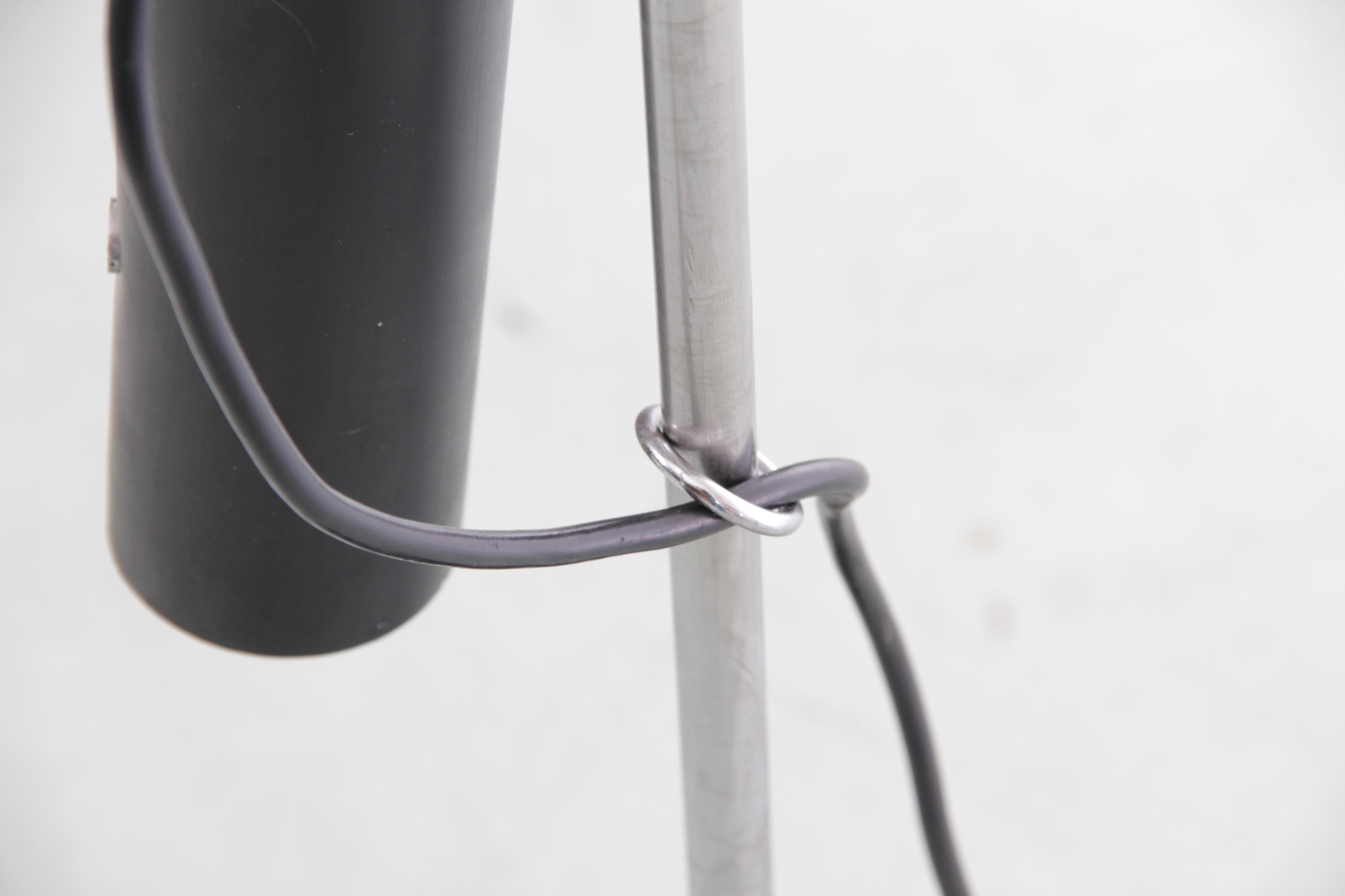 Lámpara de pie moderna de mediados de siglo Lampadaire modèle 10 474 de Sabine Charoy en venta 2