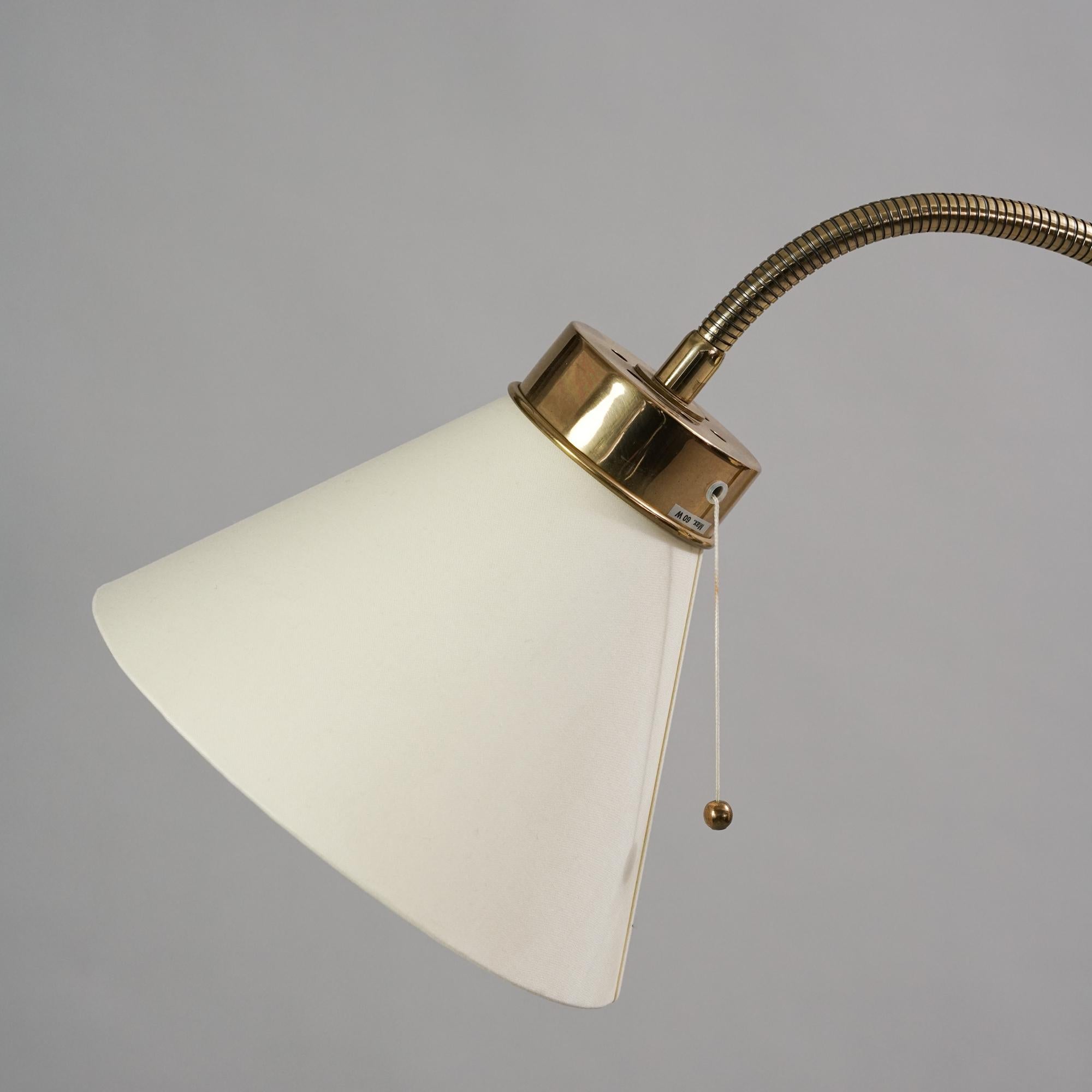 Swedish Mid-Century Modern Floor Lamp Model 2431 by Josef Frank for Svenskt Tenn, 1950s 