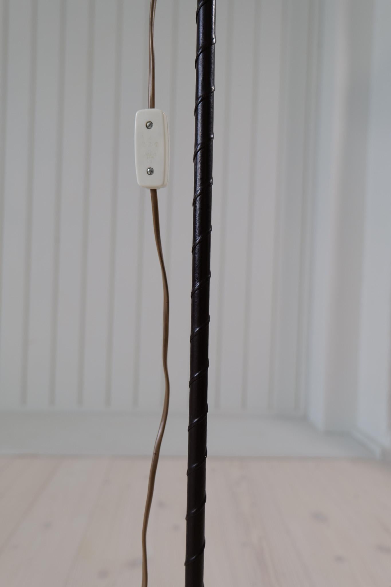 Moderne Stehleuchte aus der Jahrhundertmitte Möllers Armatur Schweden, 1960er Jahre im Angebot 2