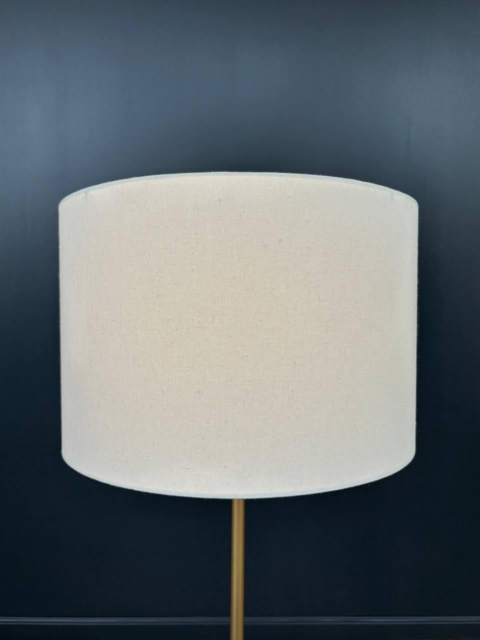 Mid-Century Modern Floor Lamp w/ Marble Side Table In Excellent Condition For Sale In Los Angeles, CA