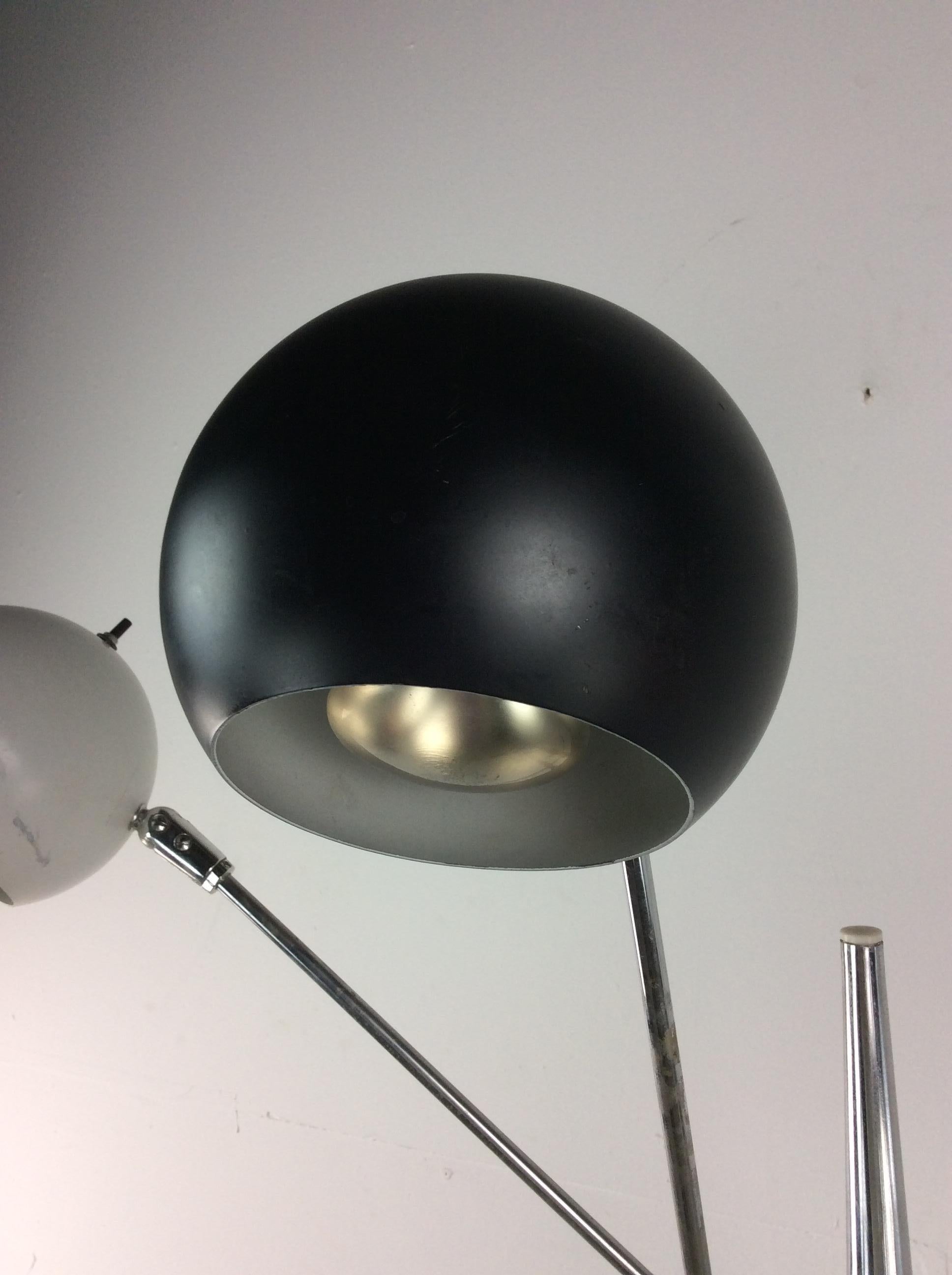 Mid Century Modern Floor Lamp with Black White & Red Globes For Sale 4