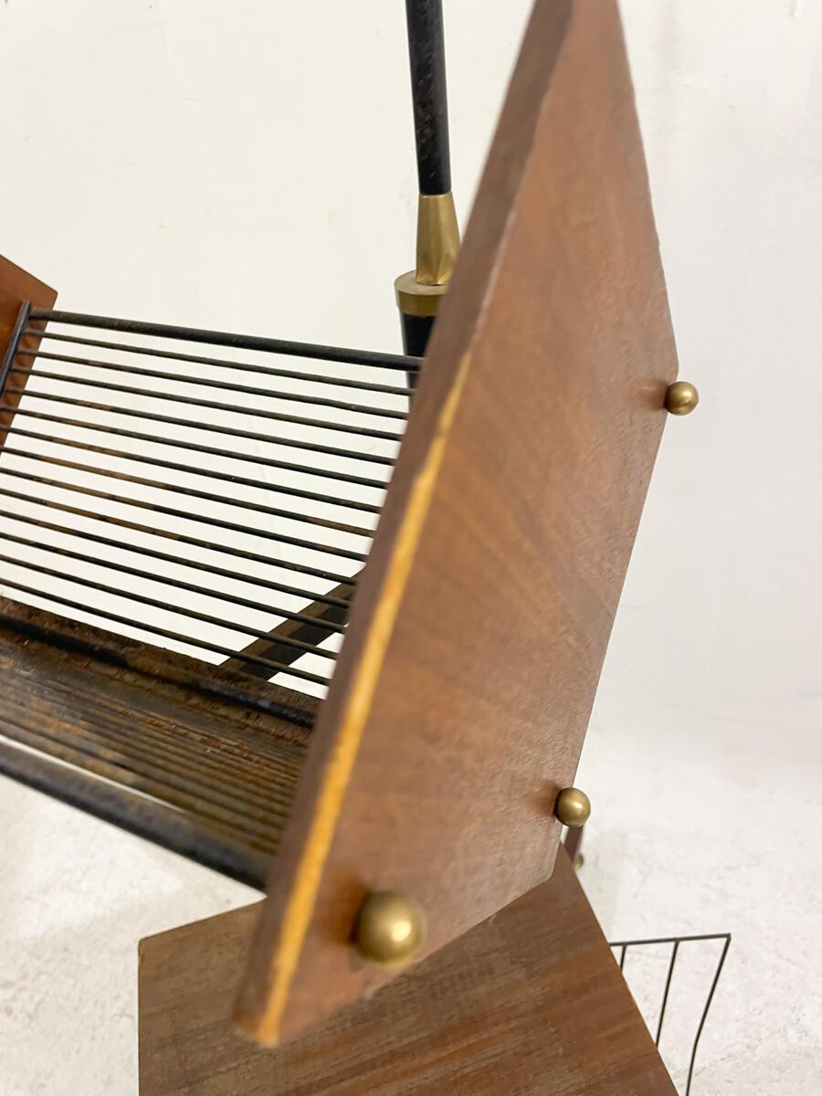 Lampadaire moderne du milieu du siècle avec étagère Magasine et table d'appoint, années 1960 Bon état - En vente à Brussels, BE