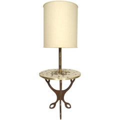 Lampada da terra moderna di metà secolo con tavolo
