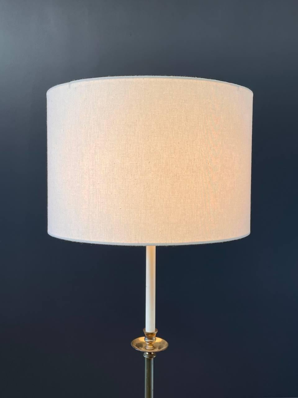 Mid-Century Modern Floor Lamp with Travertine Side Table In Good Condition In Los Angeles, CA