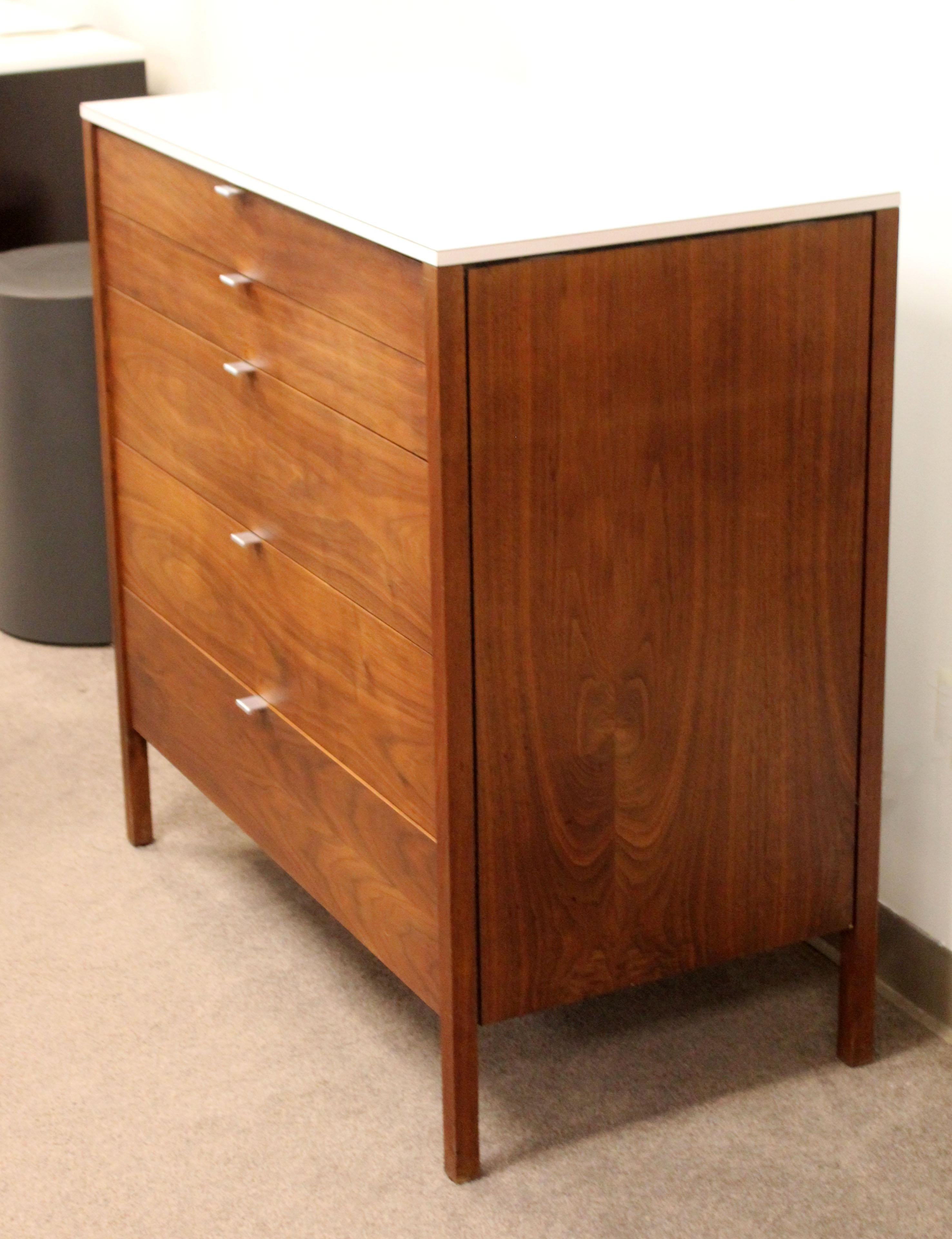 Laminate Mid-Century Modern Florence Knoll Bedroom Set of 3 Dressers and Nightstand
