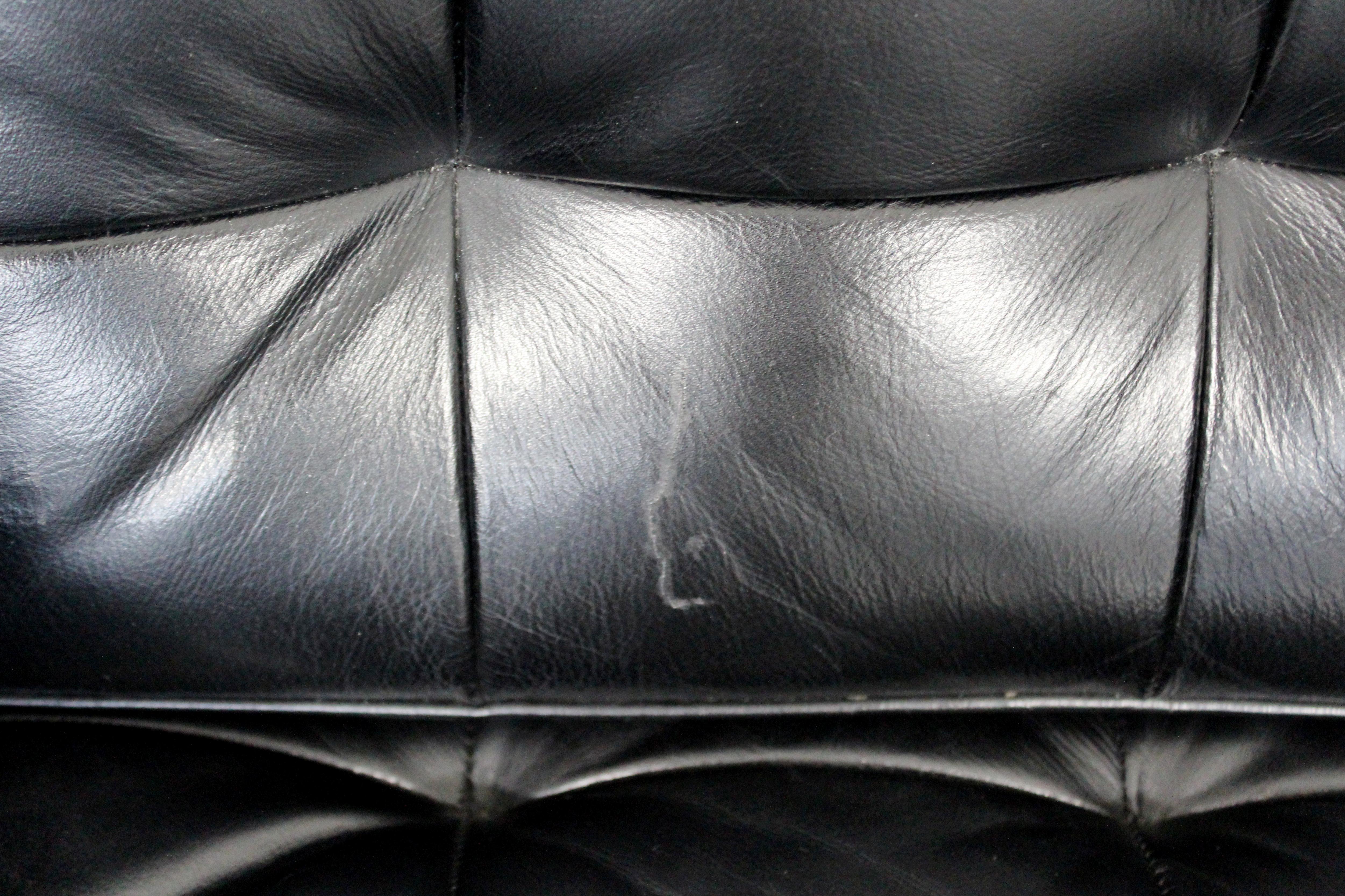 Mid-Century Modern Florence Knoll Chrome Cube Armchair Black Tufted Leather In Good Condition In Keego Harbor, MI