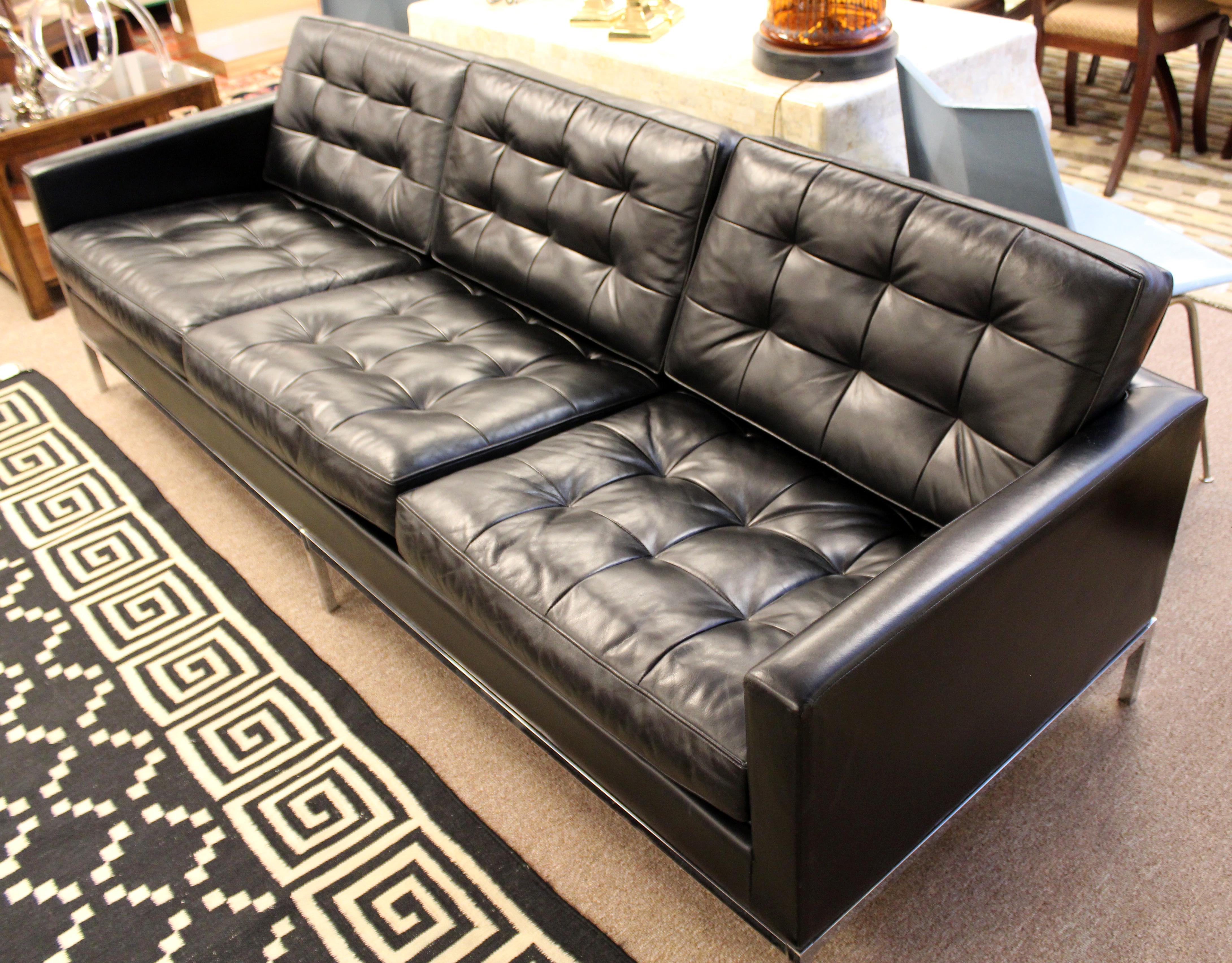 Mid-Century Modern Florence Knoll Chrome Sofa Black Tufted Leather, 1960s 1