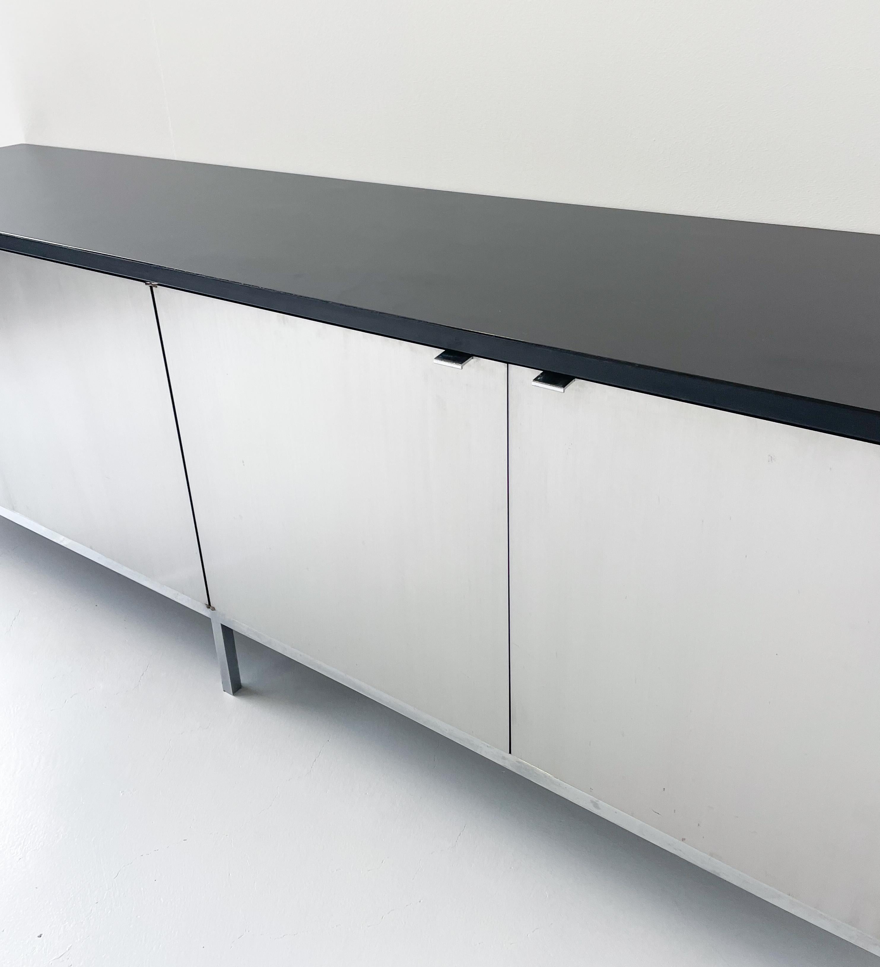 Mid-Century Modern Florence Knoll Sideboard, Aluminium and Wood, 1960s 3