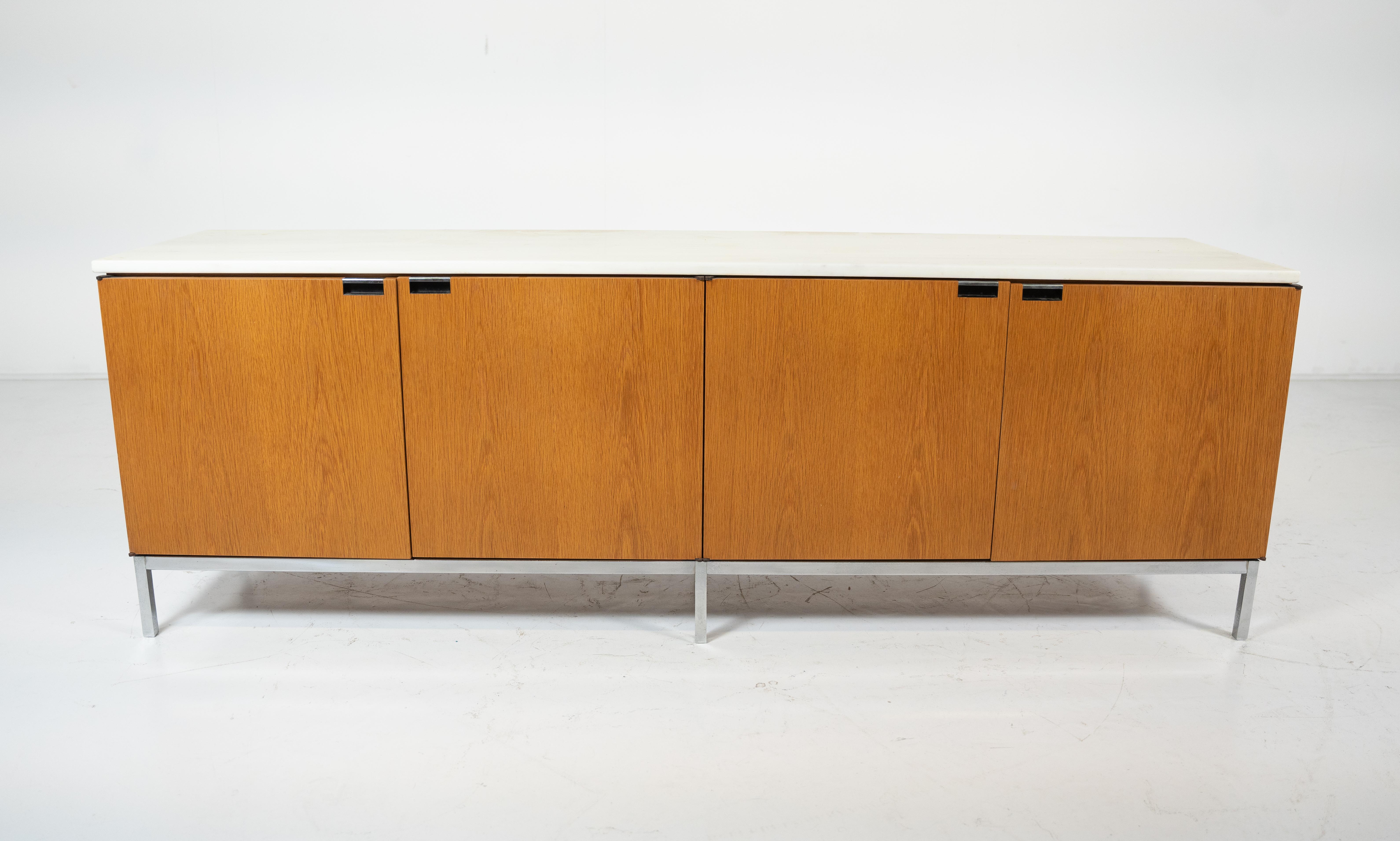 Buffet Florence Knoll mi-siècle moderne, marbre et bois, années 1960 2